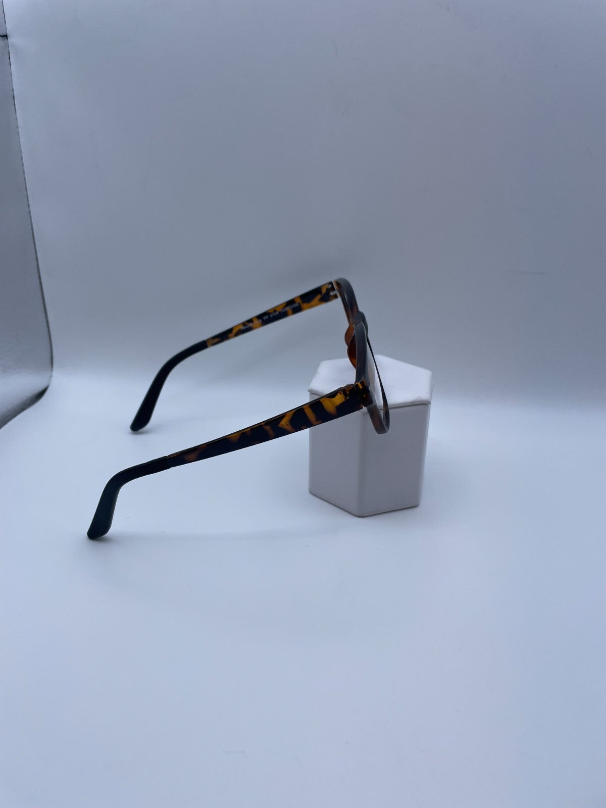 Parade +Plus Brand PP2129 Model 52 Eye Tortoise NEW