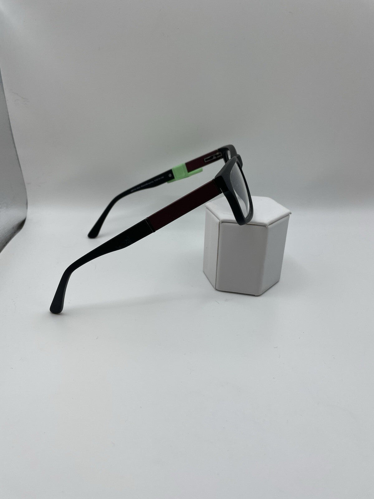 harvé benard Brand HB703 Model 53 Eye Black/Burgundy Matte NEW￼