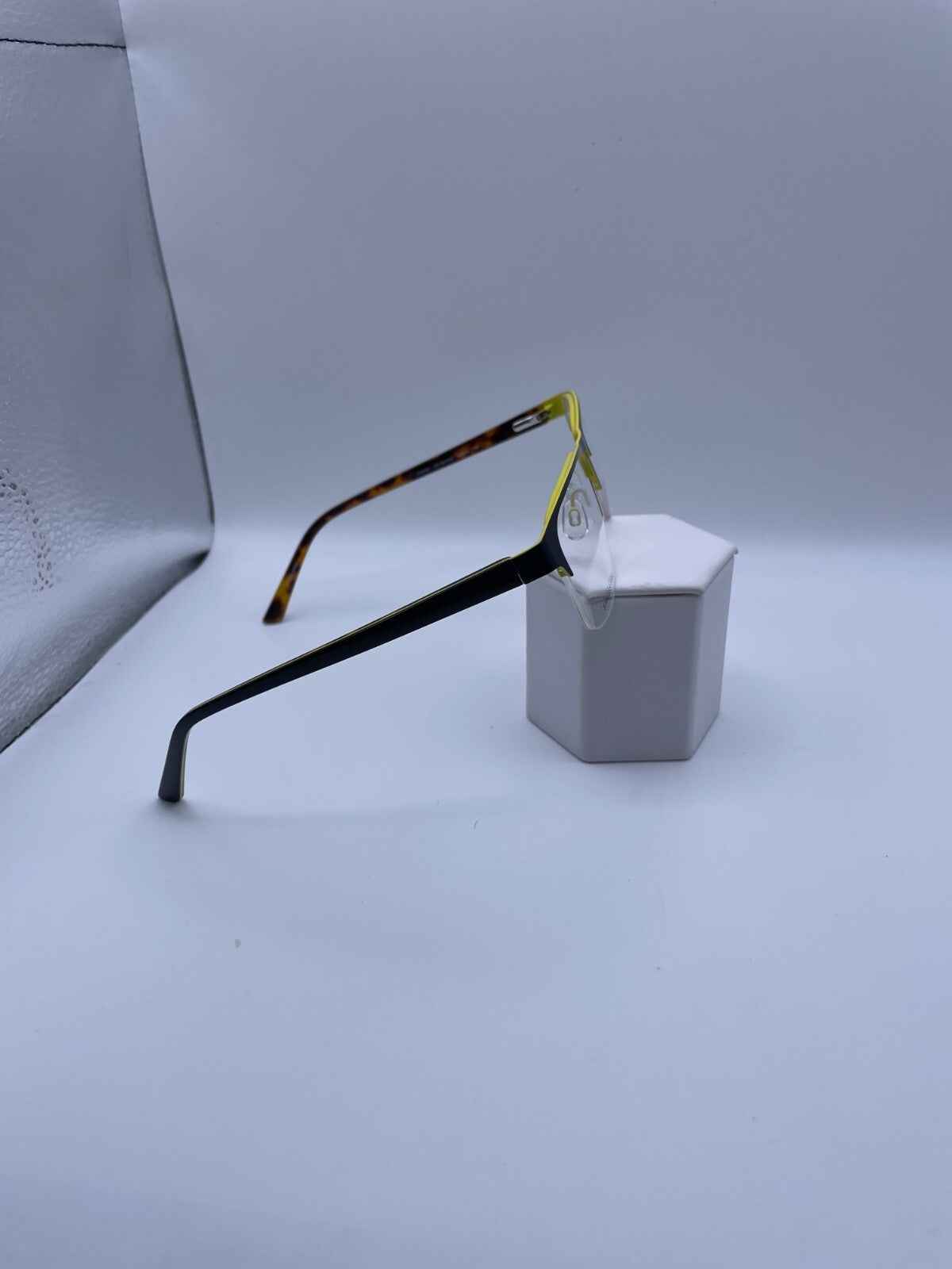Cole Haan Brand CH4054 Model 54 Eye Black NEW