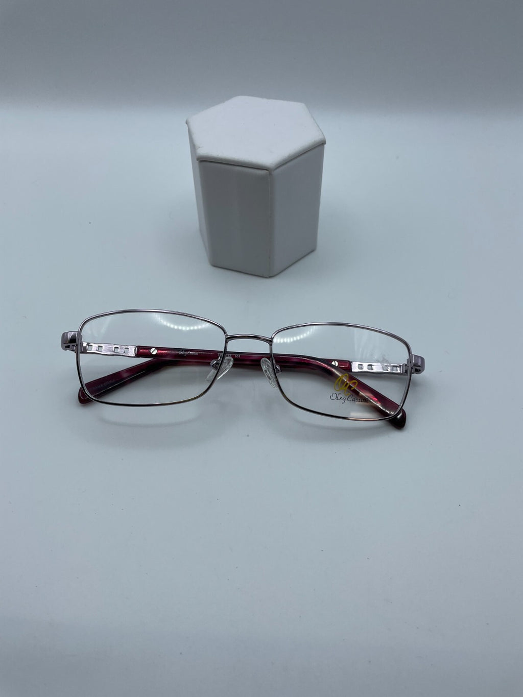 Oleg Cassini Brand OCO368 Model 53 Eye Lilac NEW