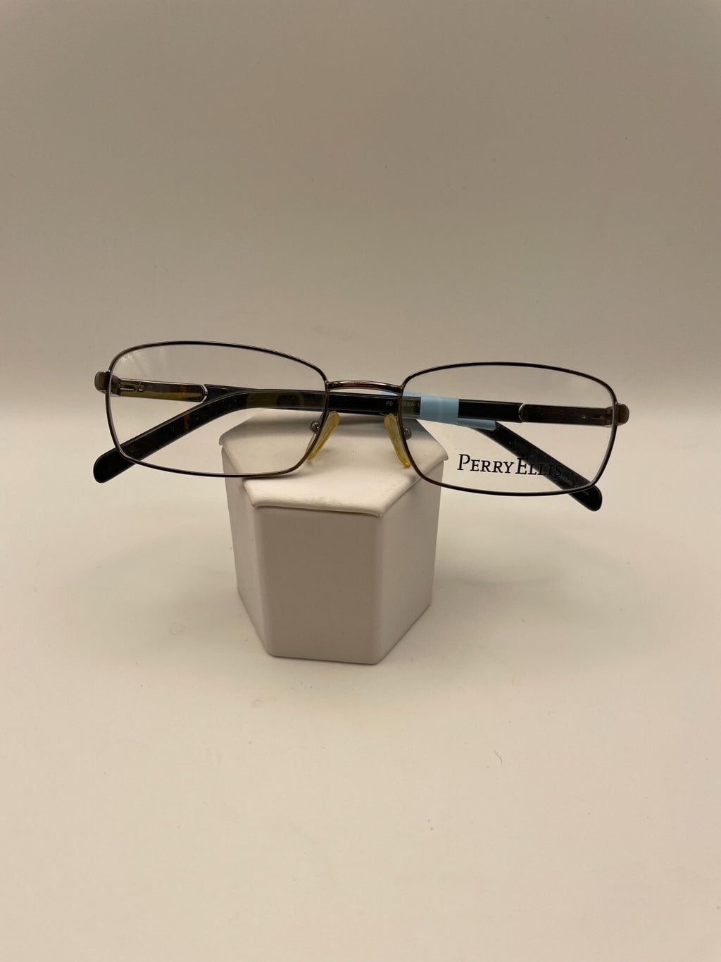 Perry Ellis Brand PE 1166A-1 Model 55 Eye Gun Metal NEW