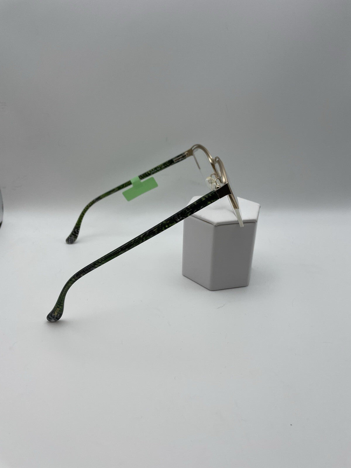 Kensie Brand Highlight Model 55 Eye Gold/Green NEW