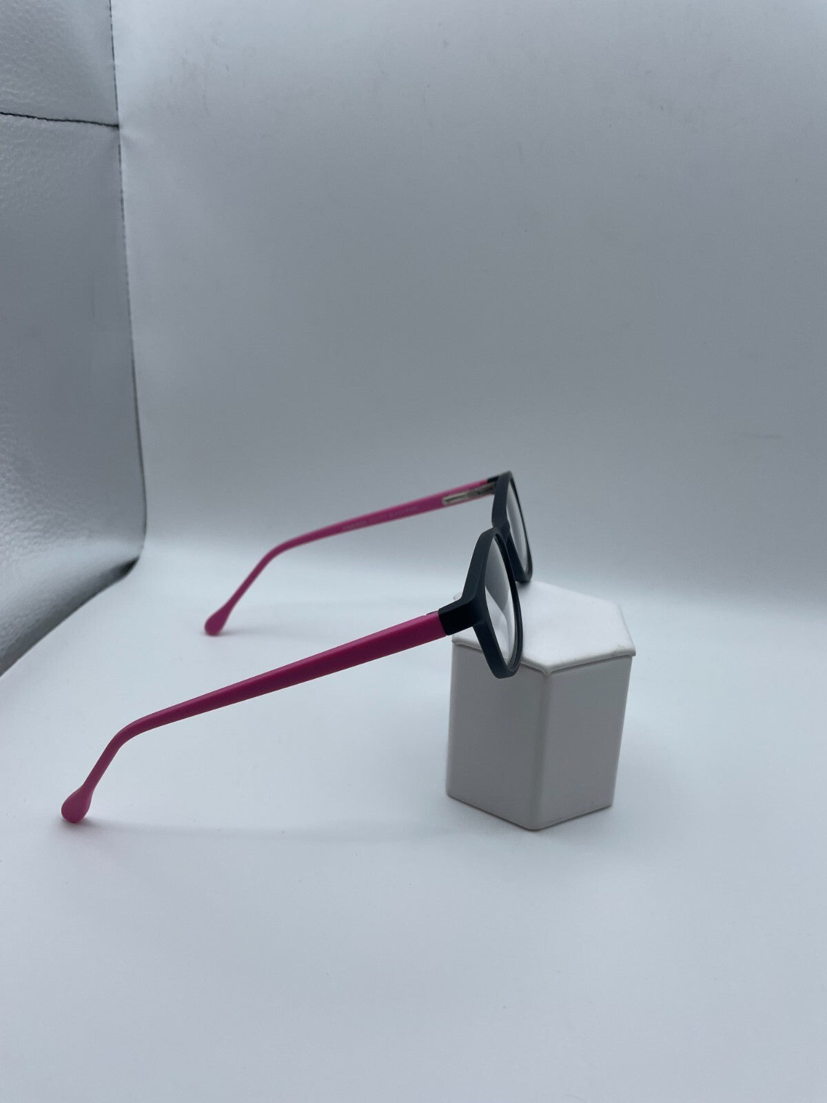 Parade Brand PQ1777 Model 49 Eye Black/Pink NEW