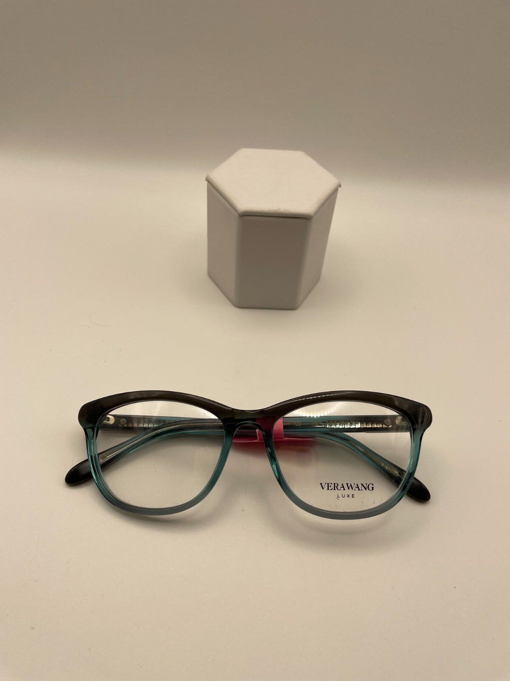VERA WANG Brand Frigg Model 51 Eye Teal NEW
