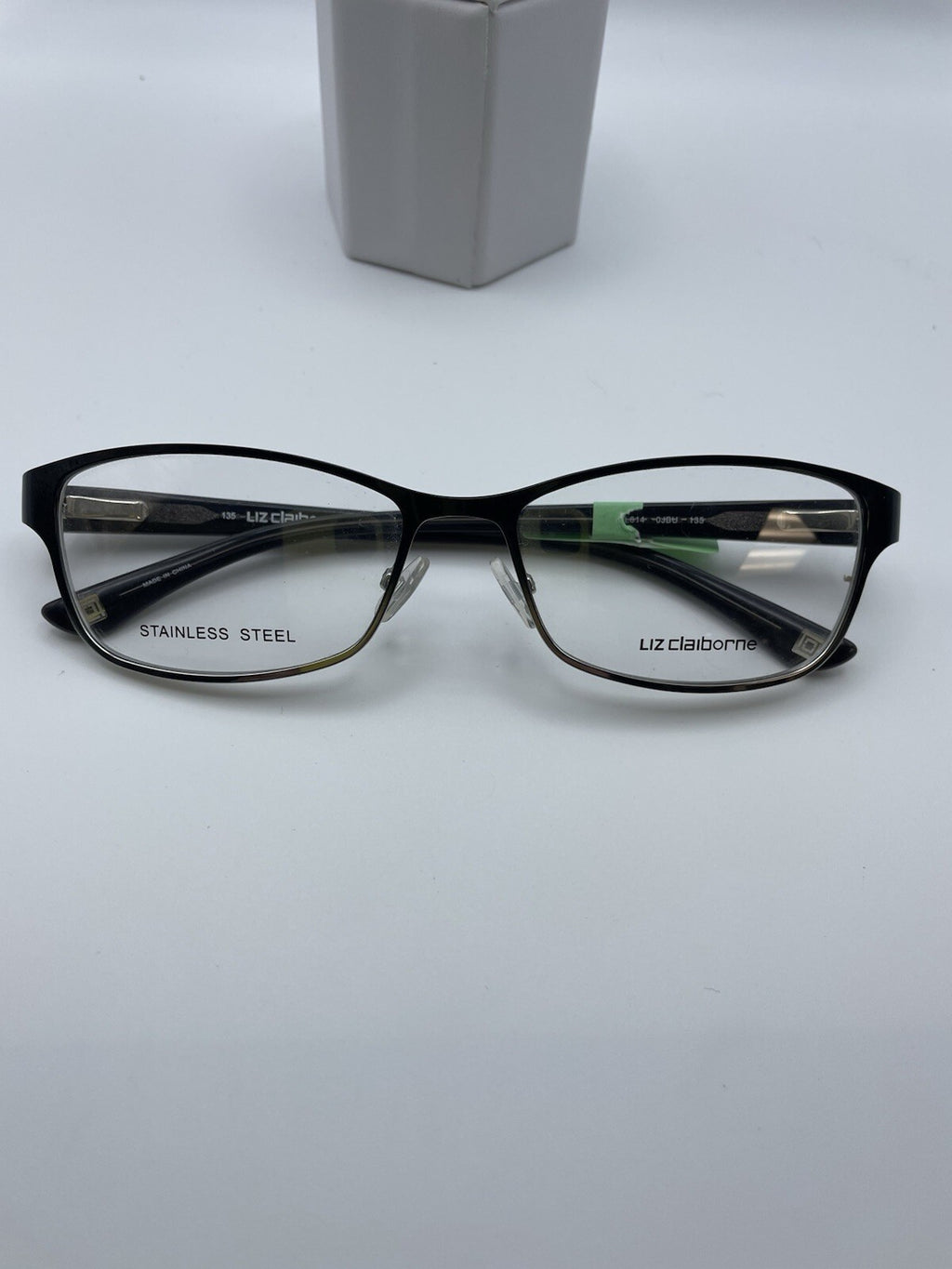Liz Claiborne Brand L614 Model 54 Eye Black NEW