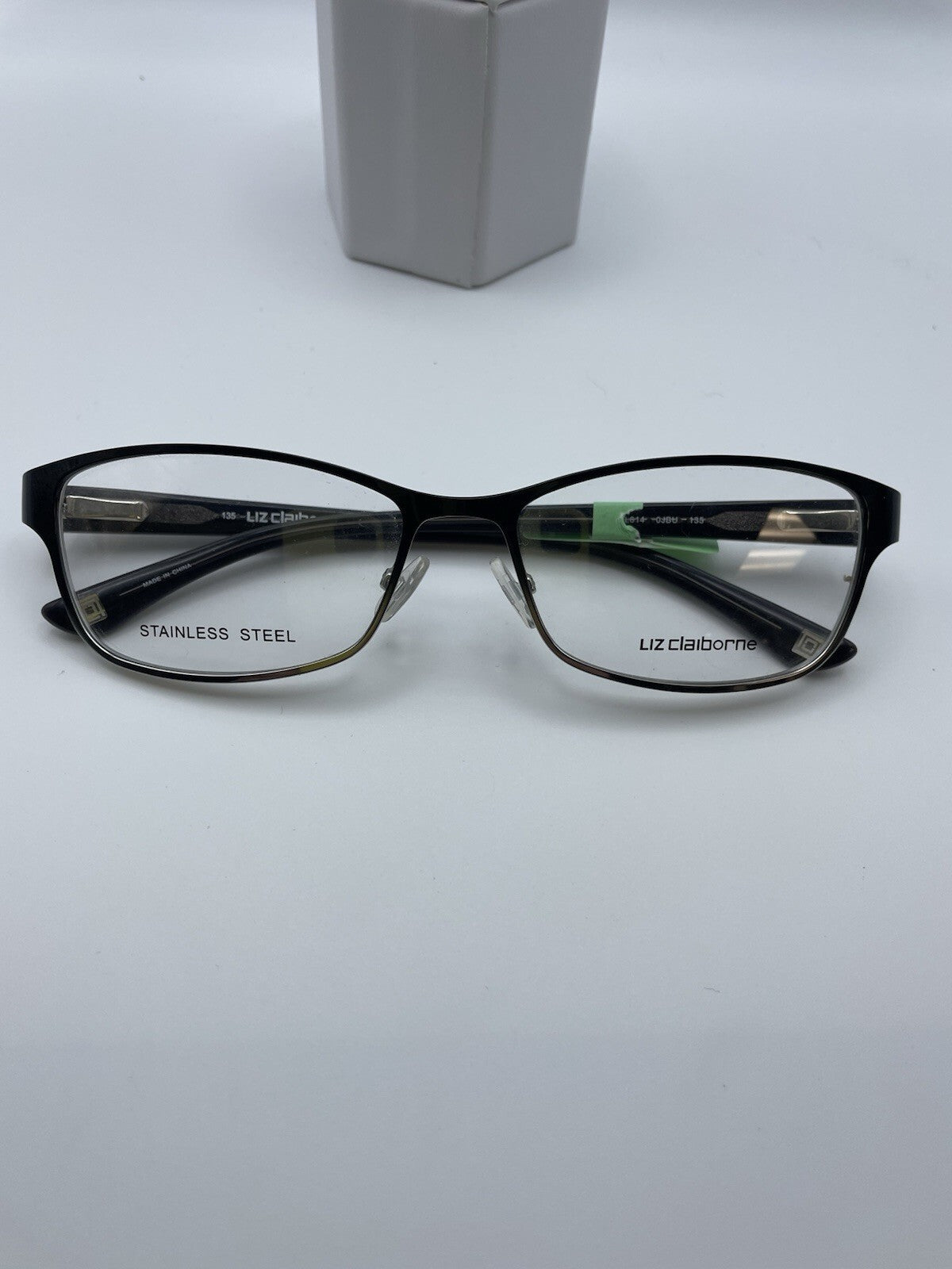 Liz Claiborne Brand L614 Model 54 Eye Black NEW