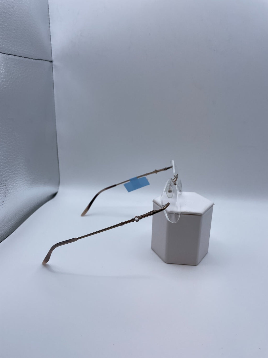 Boutique Totally Rimless Brand TR-164 Model 53 Eye Gold NEW