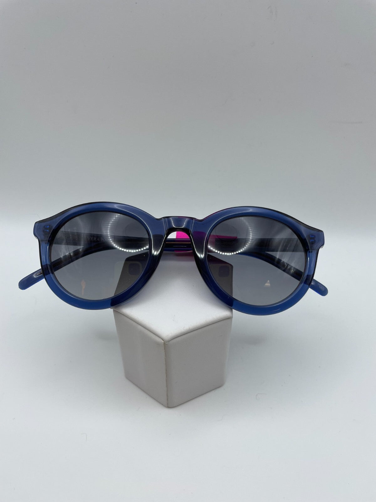 VERA WANG Brand Mariko Model 46 Eye Blue NEW