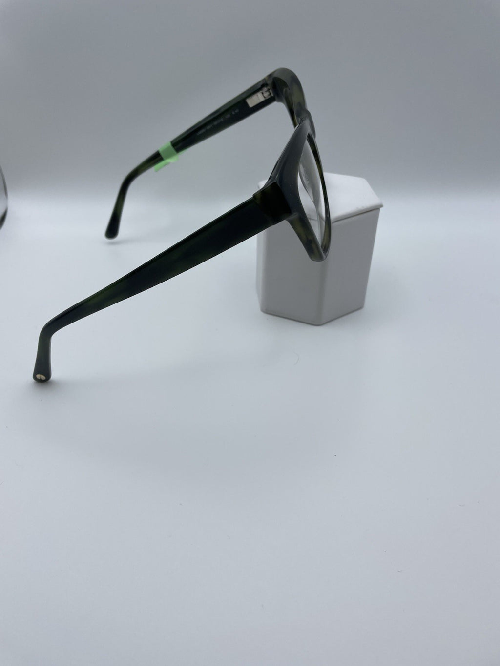 L.A.M.B. Brand LA056 Model 50 Eye Olive NEW