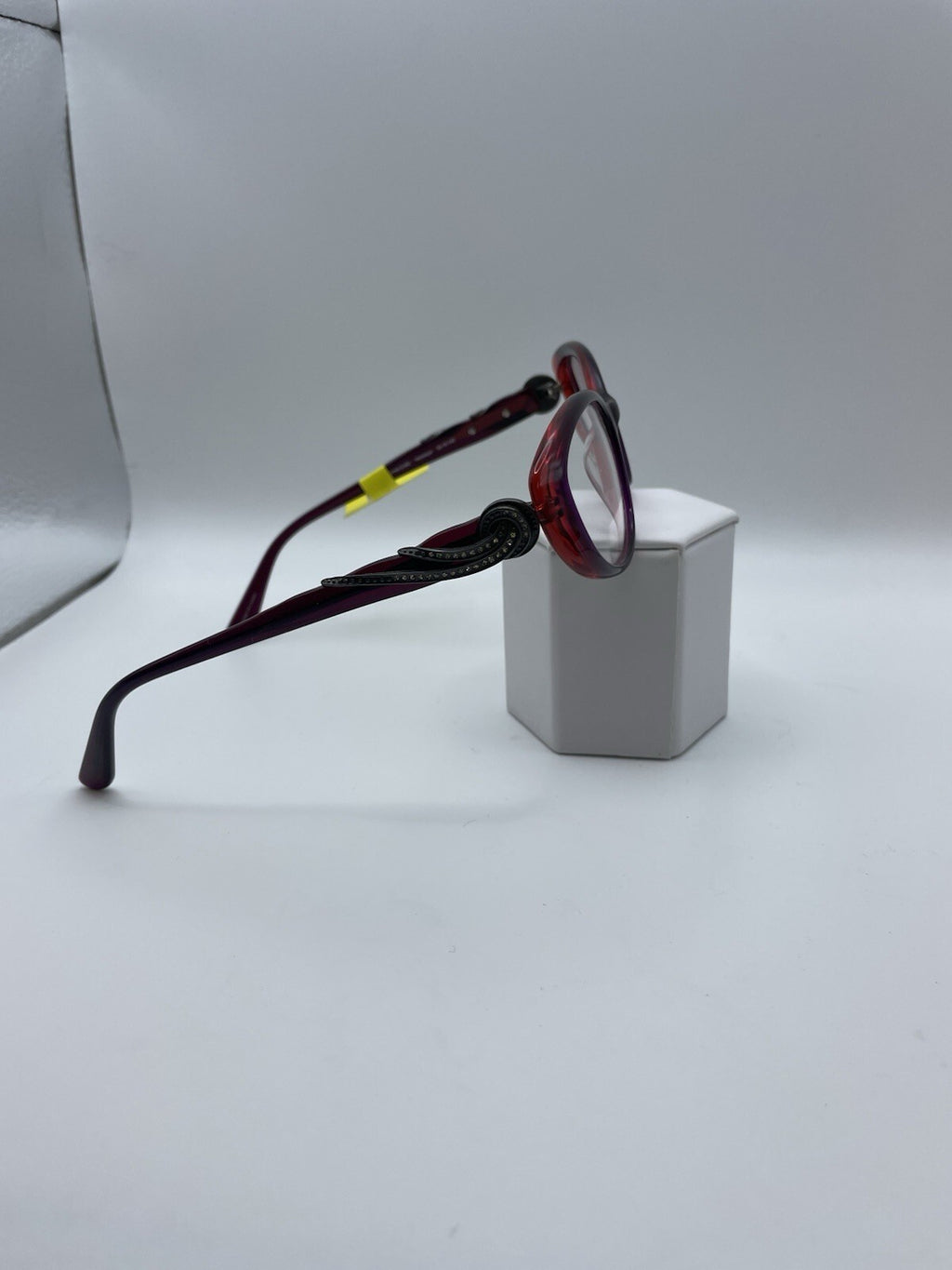 Badgley Mischka Brand Veronique Model 53 Eye Cabernet NEW