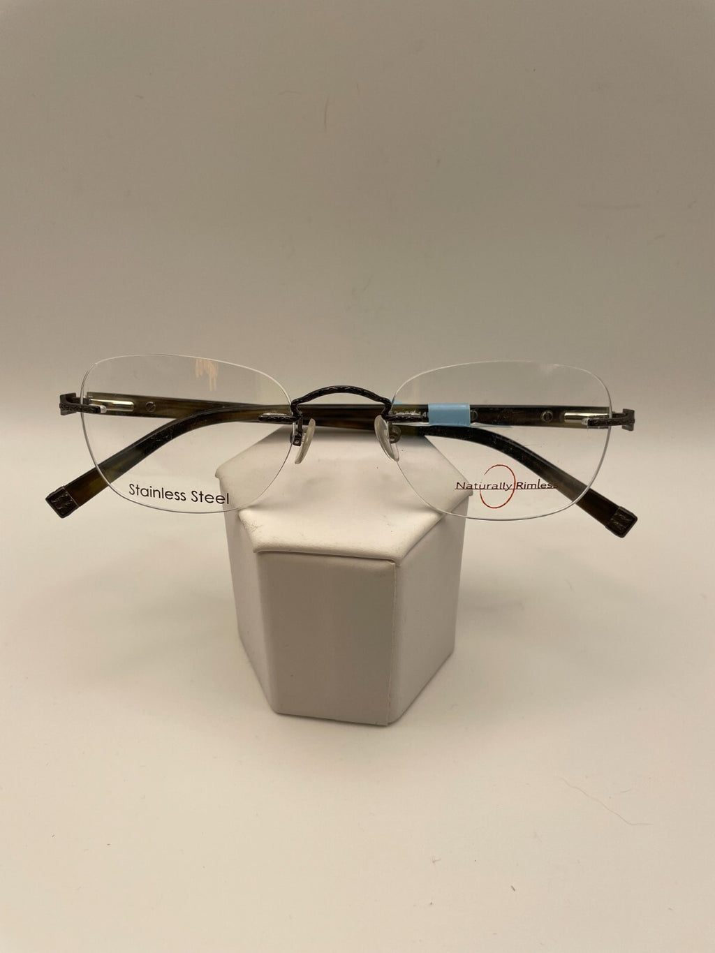 Naturally Rimless Brand NR-144 Model 52 Eye GM NEW