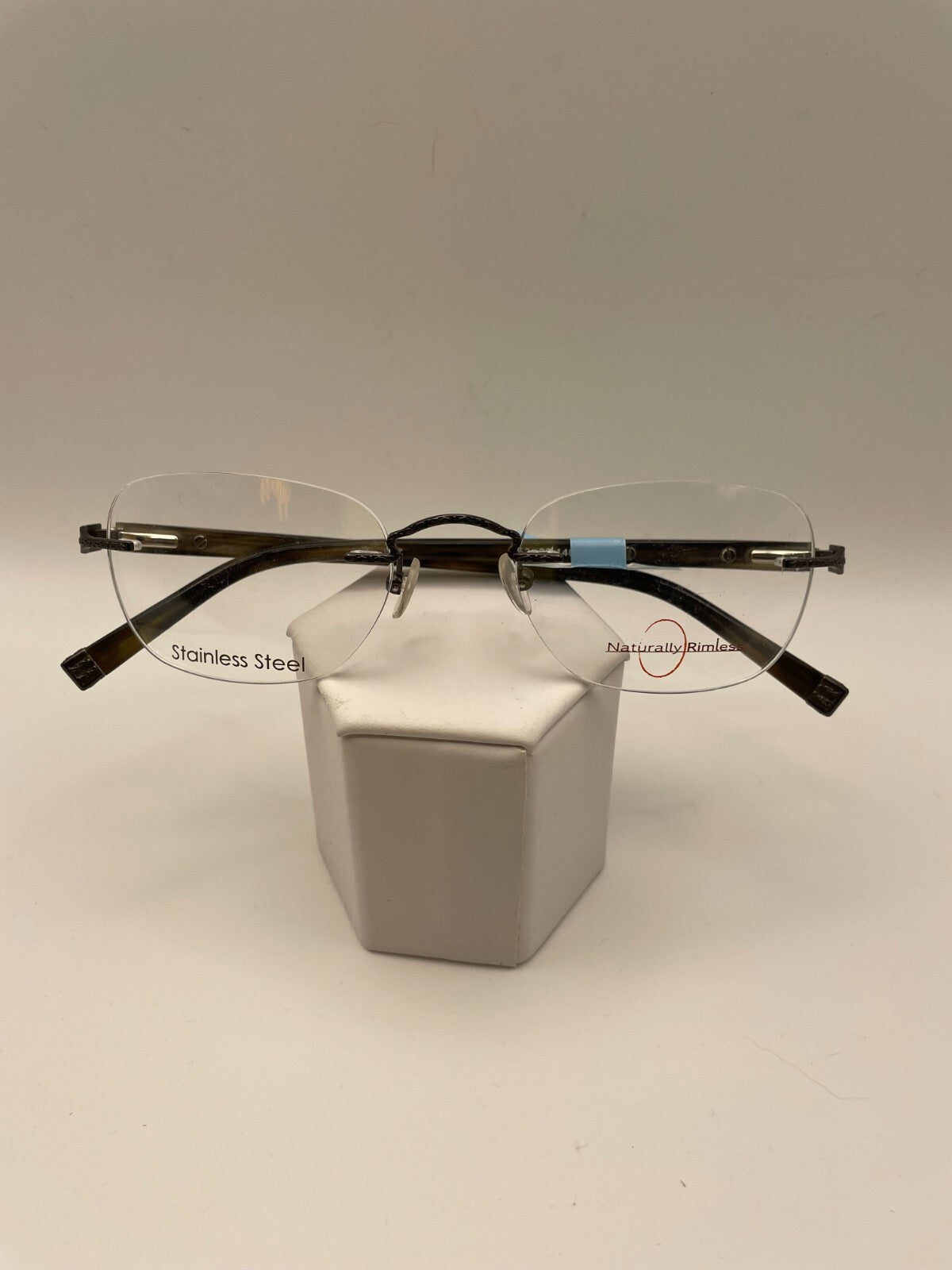Naturally Rimless Brand NR-144 Model 52 Eye GM NEW