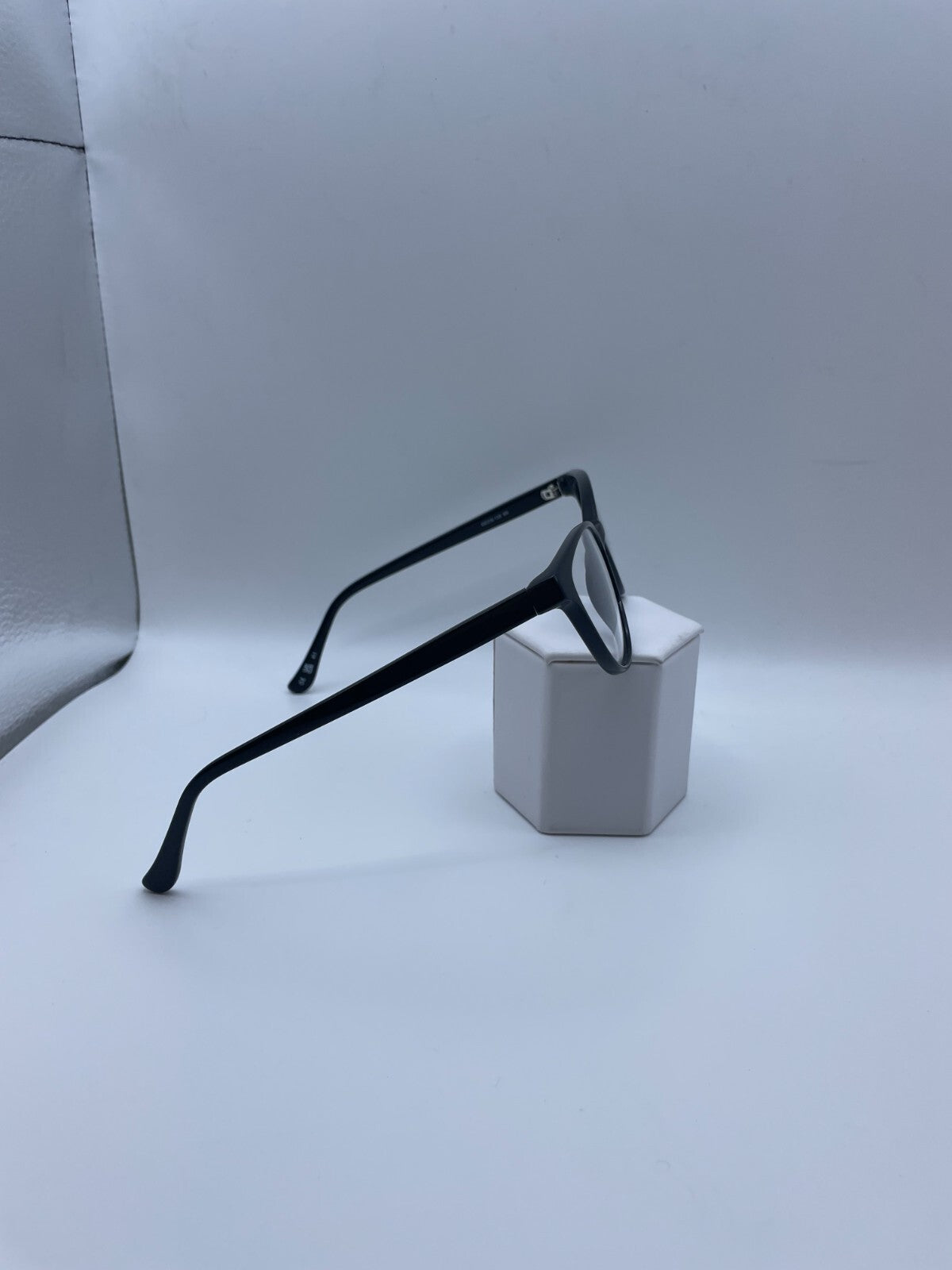 Gallery Brand Bree Model 53 Eye Black NEW