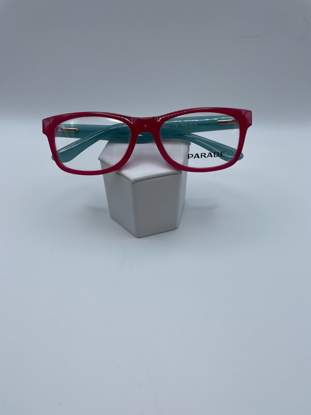 Parade Brand 1743 Model 48 Eye Pink/Blue NEW