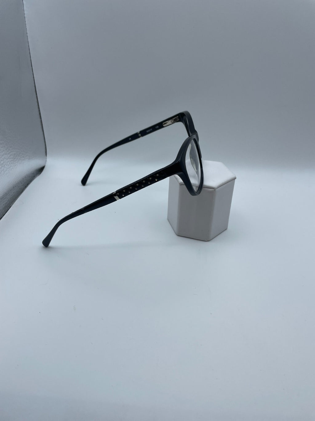 Oleg Cassini Brand OCO355 Model 53 Eye Black NEW
