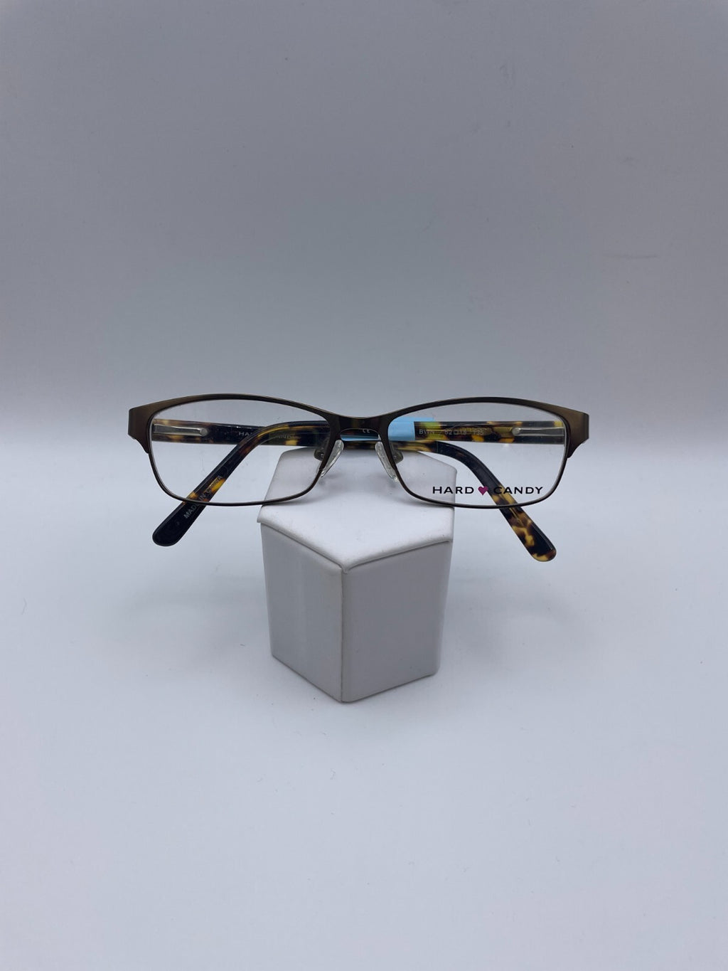 Hard Candy Brand HC02 Model 52 Eye Brown NEW