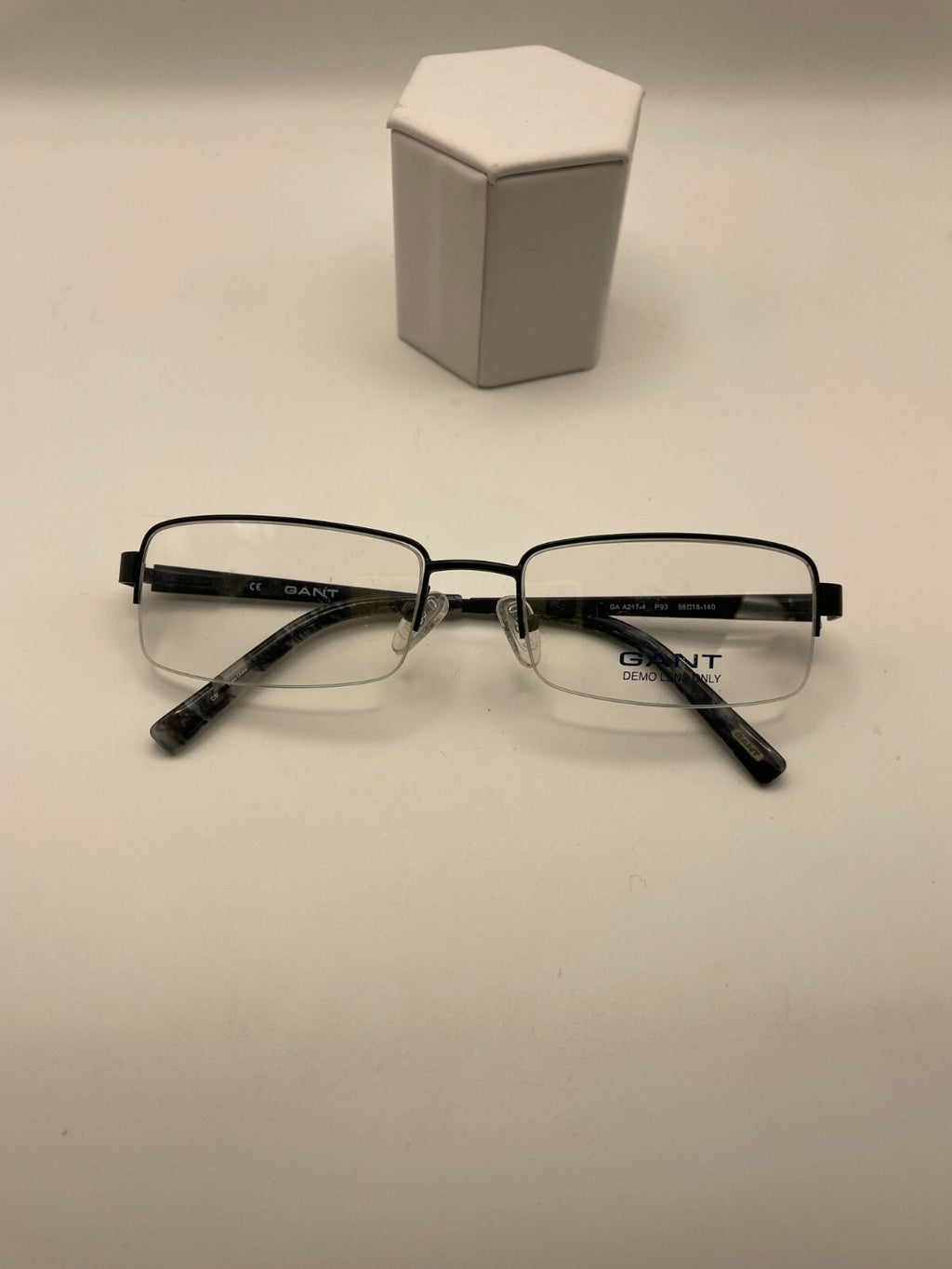 GANT Brand GA A217-4 Model 56 Eye Black NEW