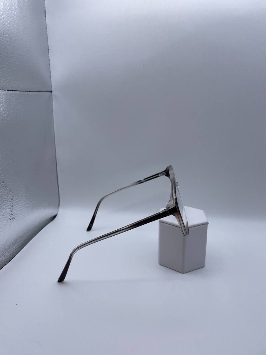 Modern Optical Brand Everett Model 58 Eye Grey NEW