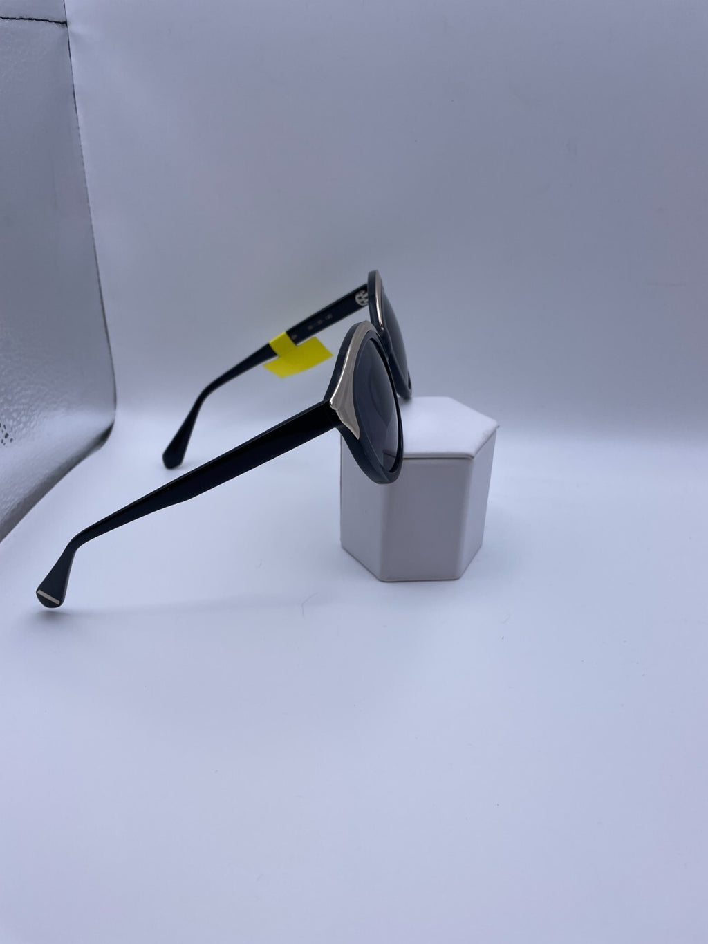 Zac Posen Brand Dionne Model 50 Eye Black NEW