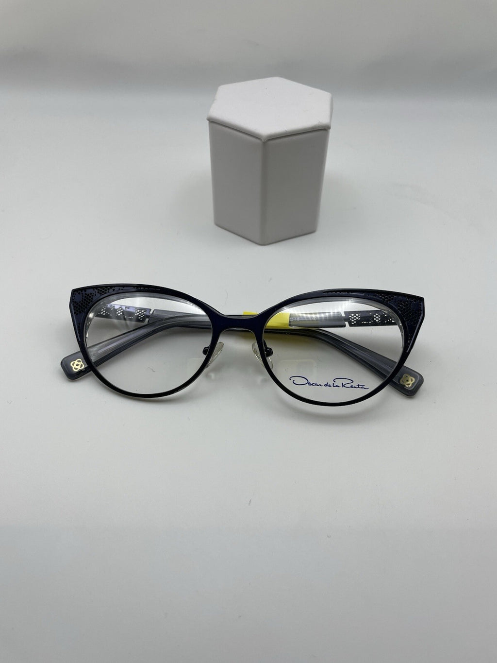 Oscar de la Renta Brand ODLR517 Model 51 Eye Blue NEW