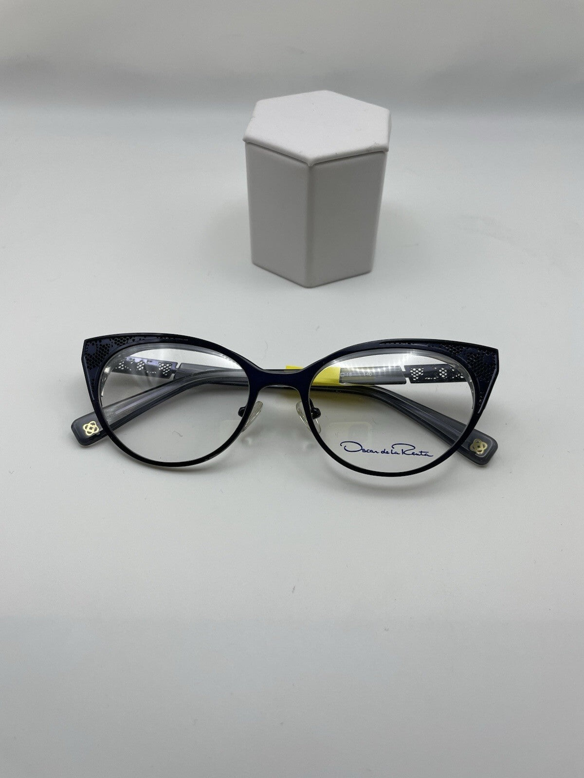 Oscar de la Renta Brand ODLR517 Model 51 Eye Blue NEW