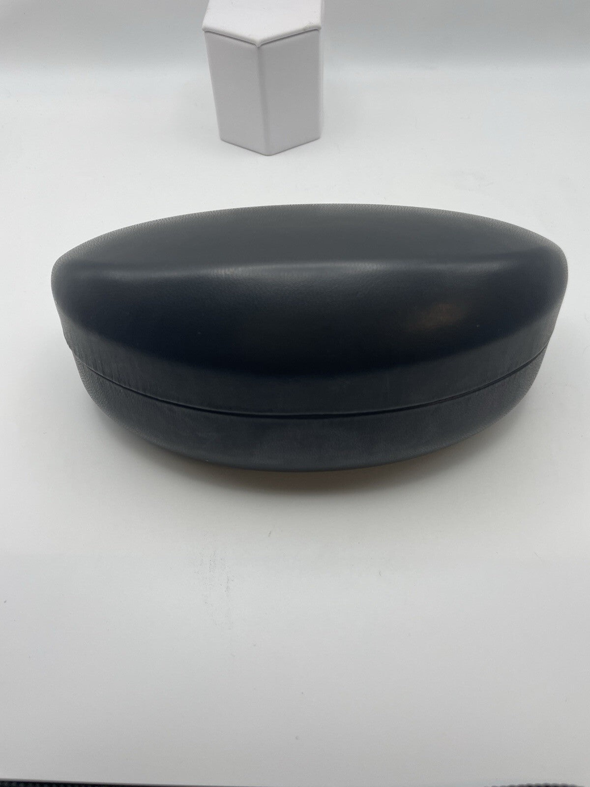 VERA WANG Brand V240 Model 59 Eye Black NEW