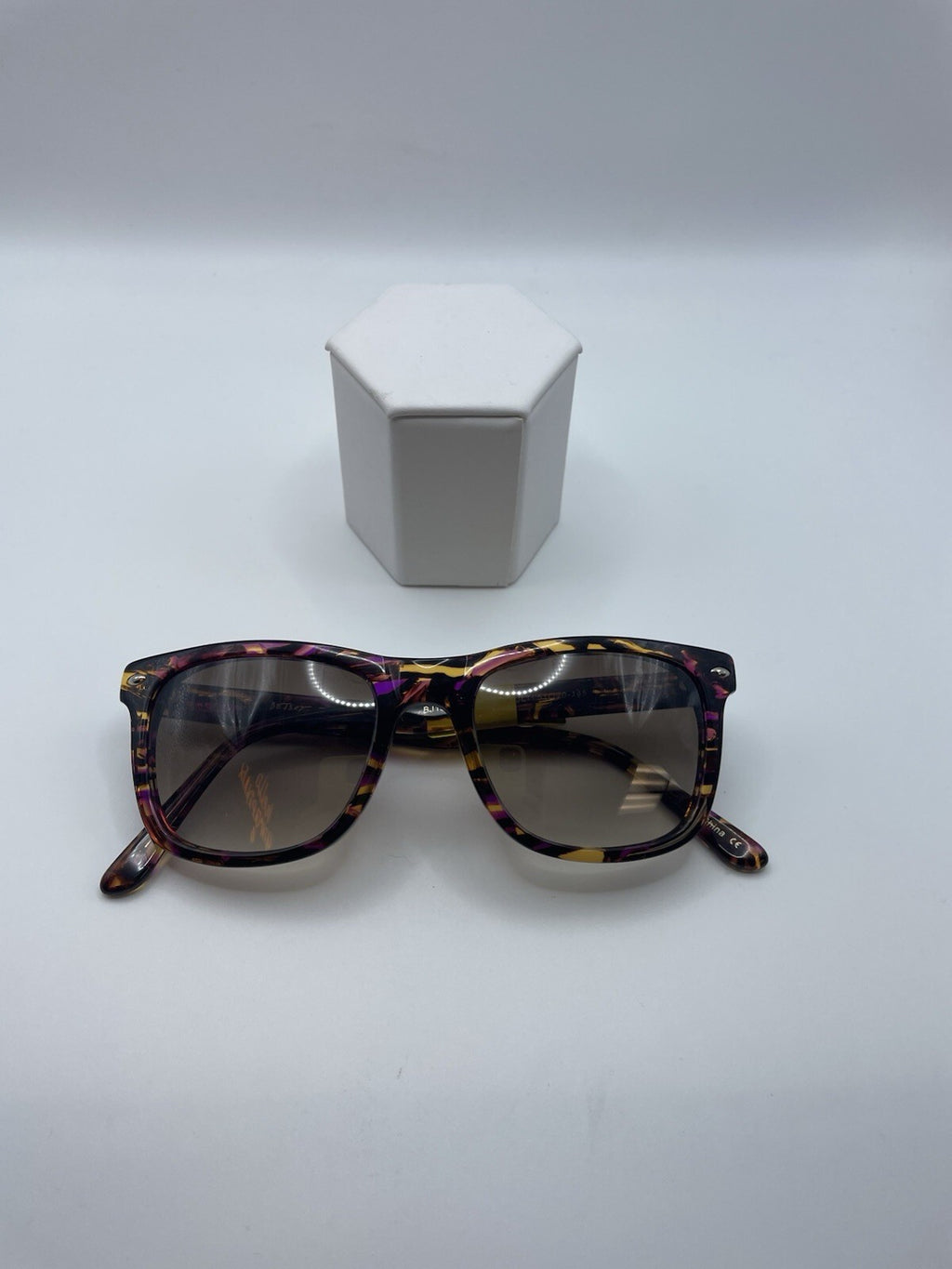 Betsey Johnson Brand BJ151101 Model 51 Eye Brown Multi NEW