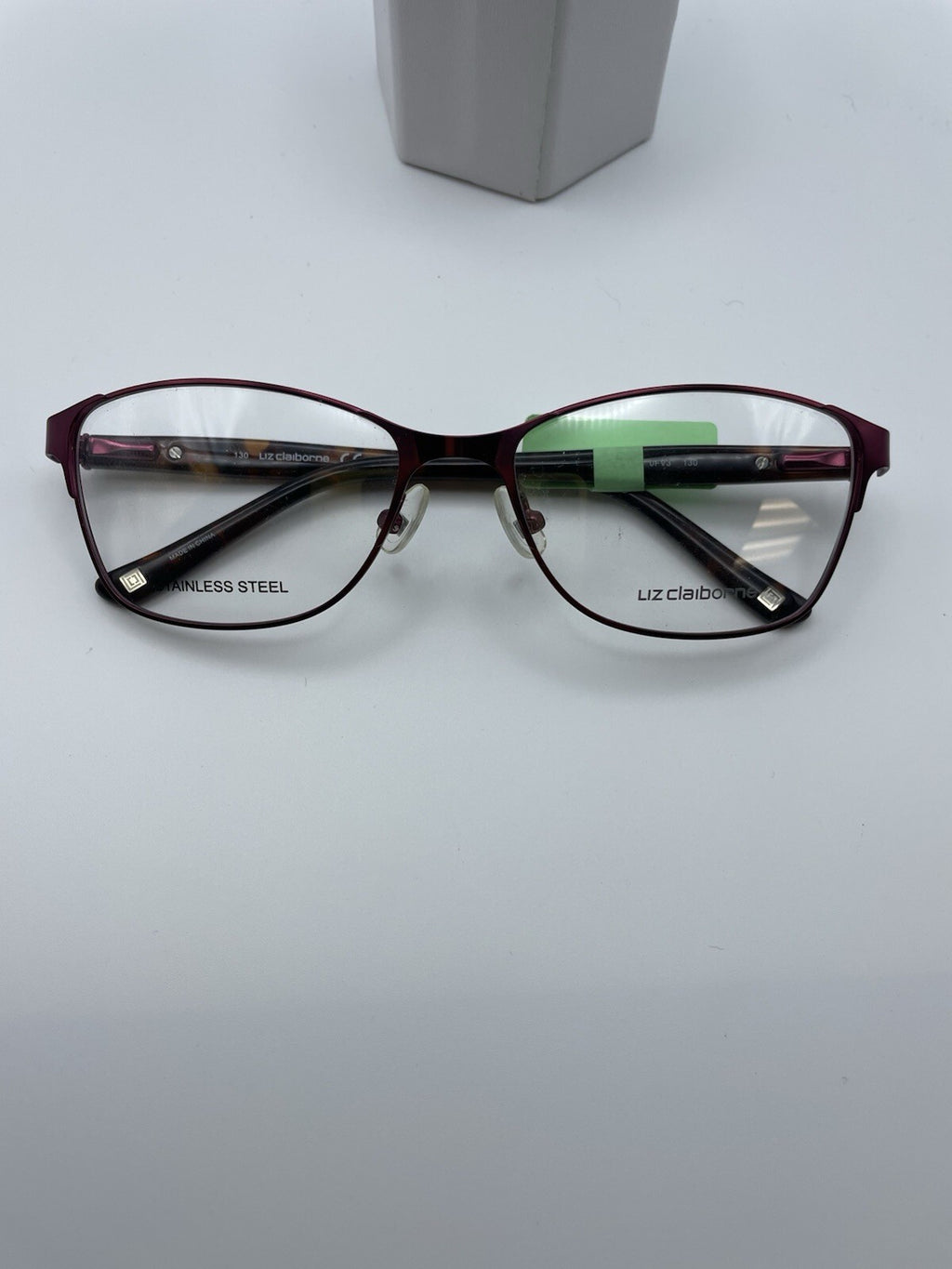Liz Claiborne Brand L617 Model 53 Eye Red NEW