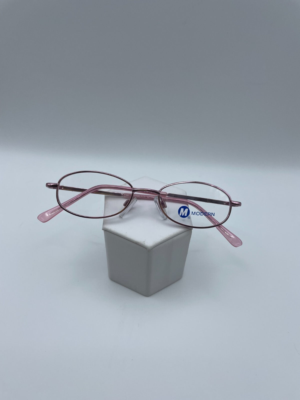 Modern Optical Brand Circus Model 45 Eye Pink NEW