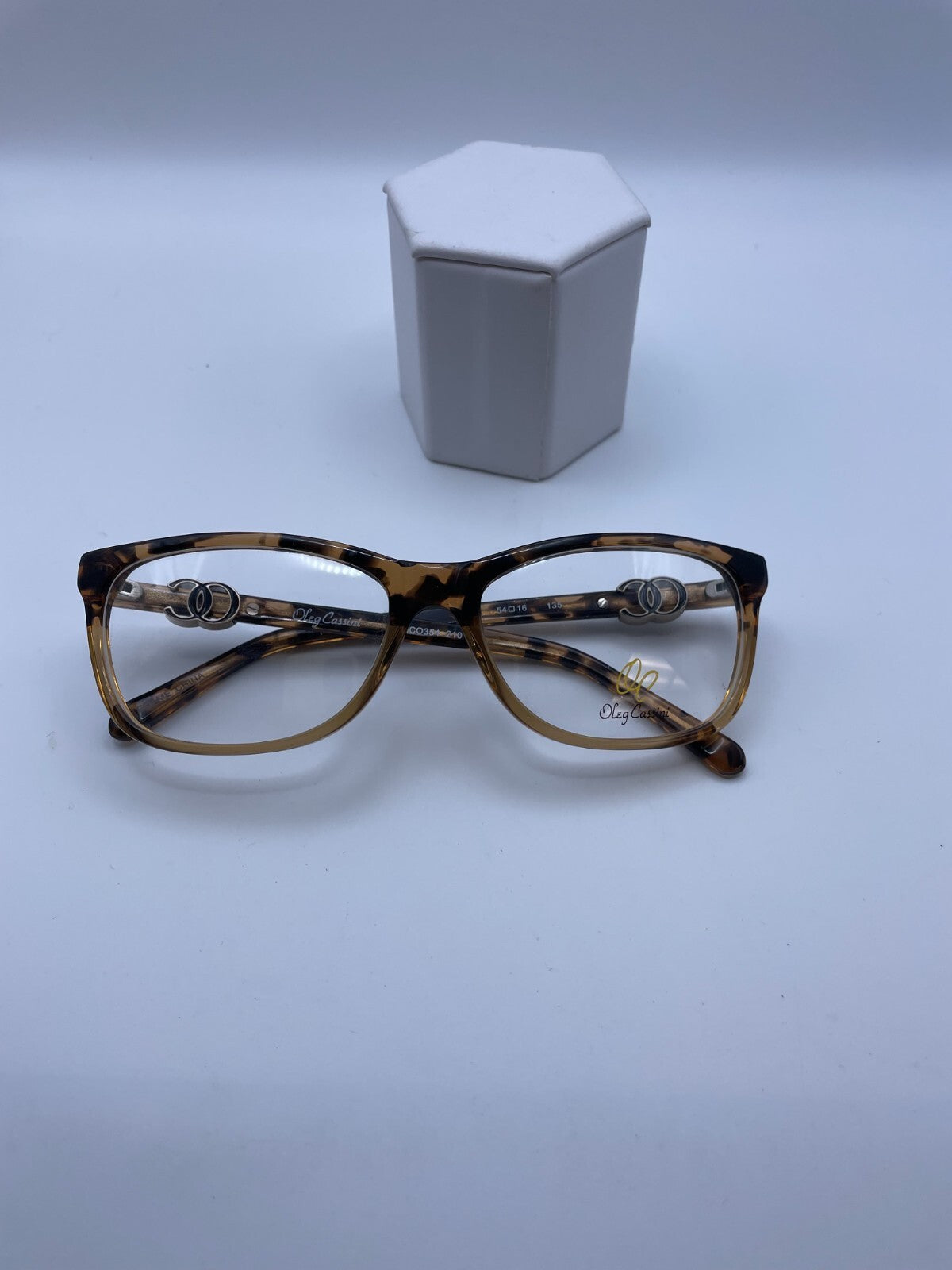 Oleg Cassini Brand OCO354 Model 54 Eye Tort NEW