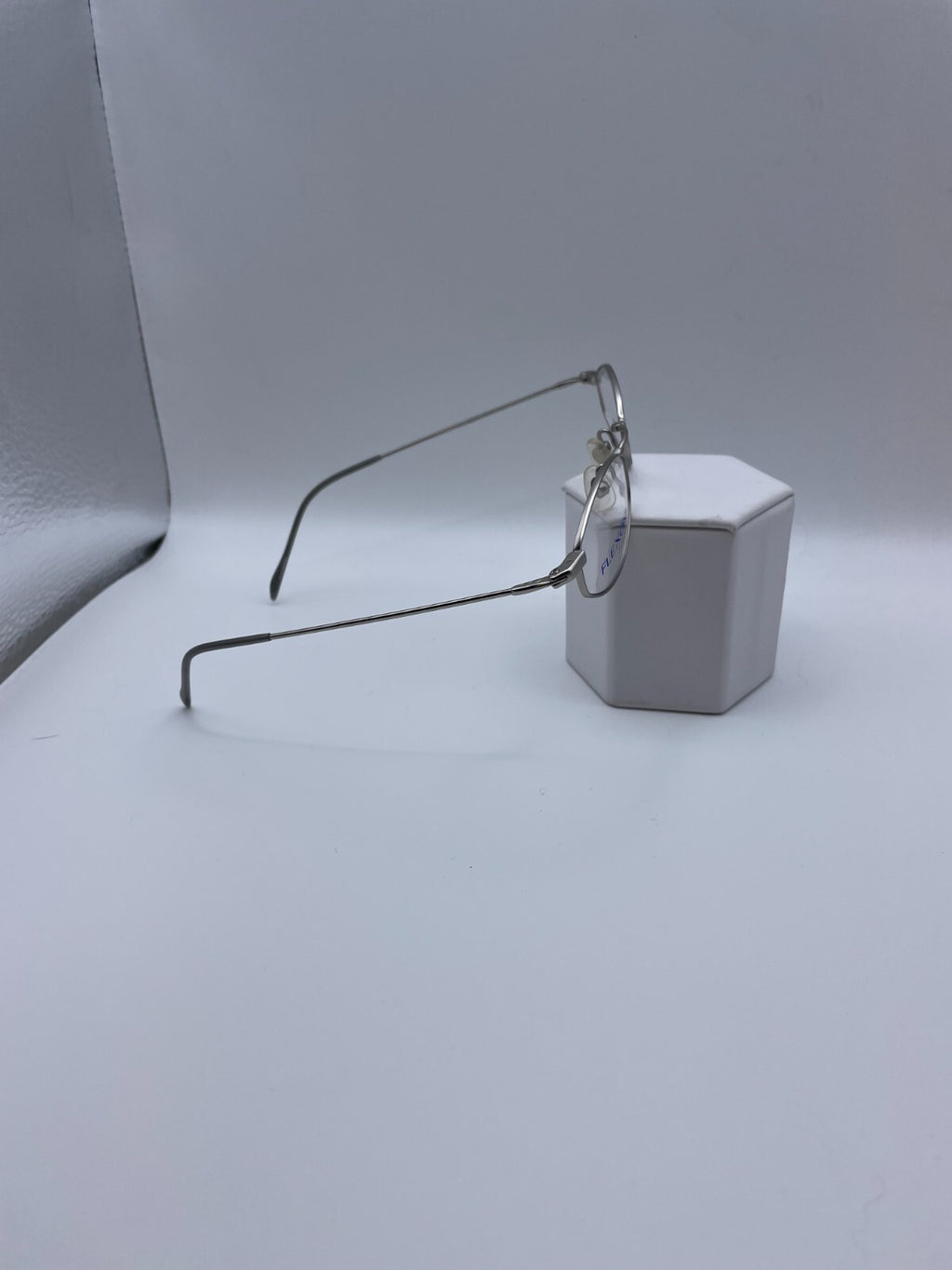 Flexon By Marchon Brand Select 1103 Model 44 Eye Silver Color NEW