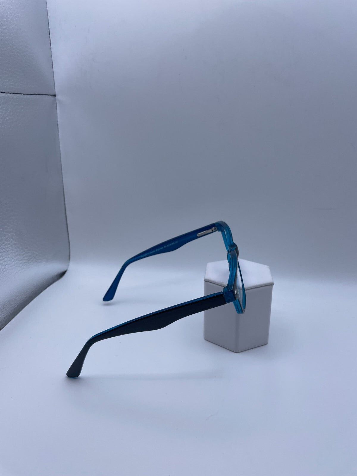 Parade Brand PQ1762 Model 48 Eye Black/Blue NEW