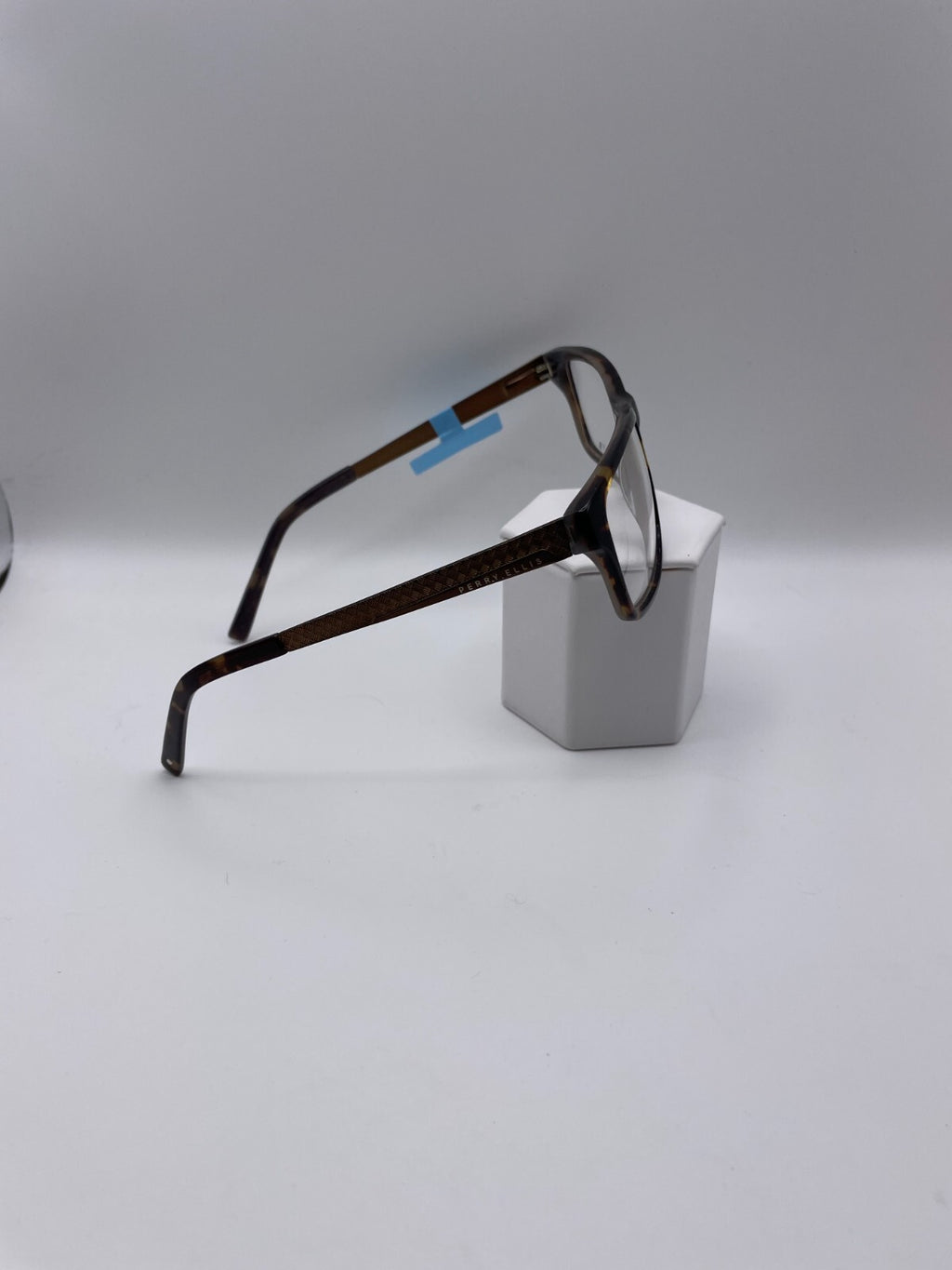 Perry Ellis Brand PE 348-1 Model 54 Eye Tortoise NEW