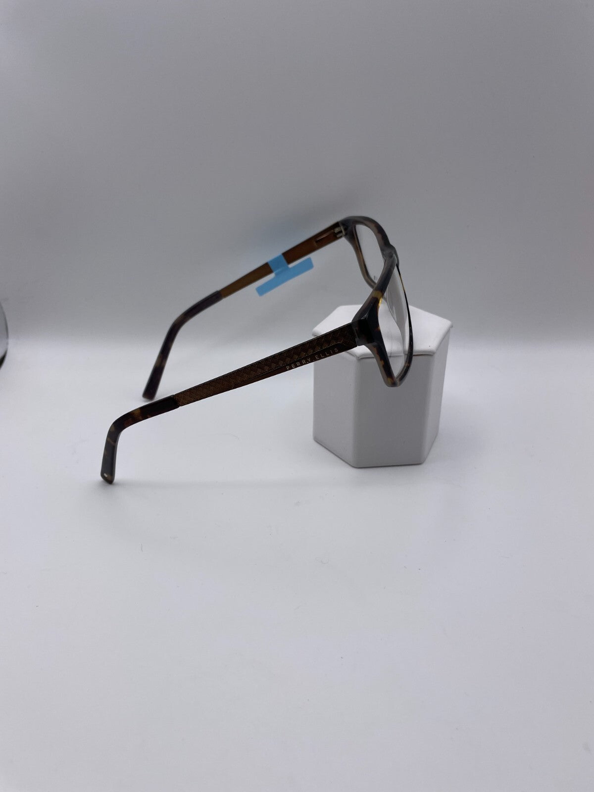 Perry Ellis Brand PE 348-1 Model 54 Eye Tortoise NEW