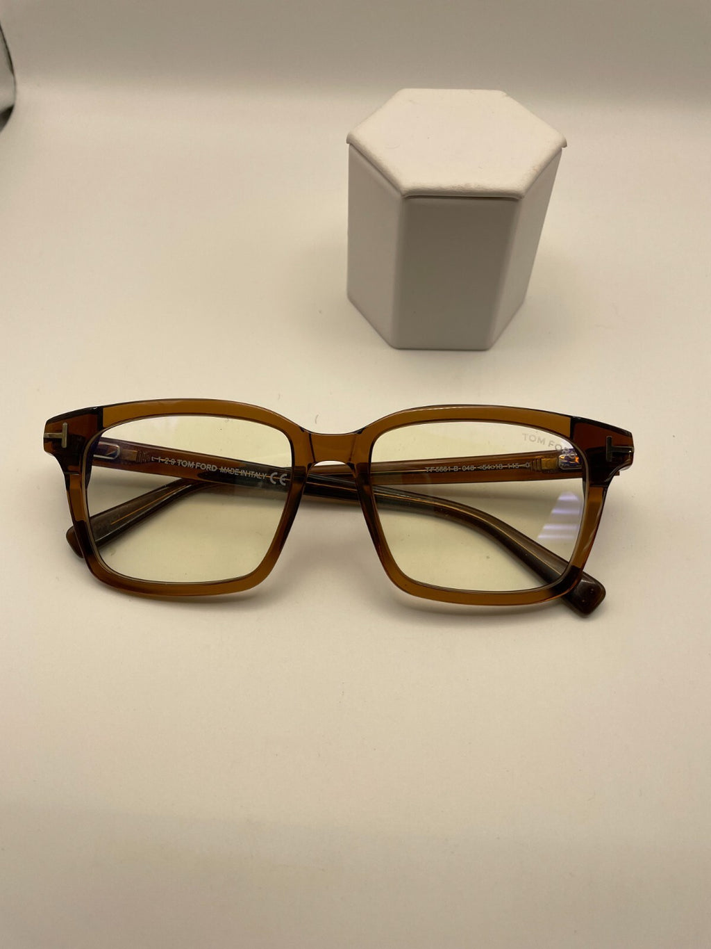 TOM FORD Brand TF5661-B Model 54 Eye Brown Crystal NEW