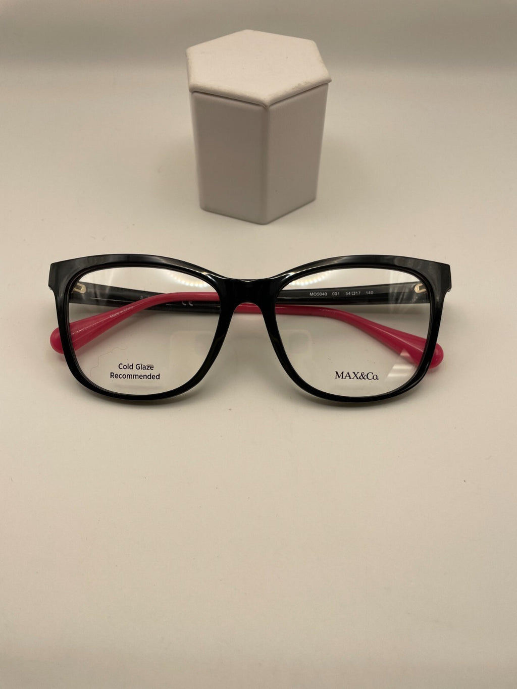 Max & Co Brand MO5040 Model 54 Eye Black/Pink NEW