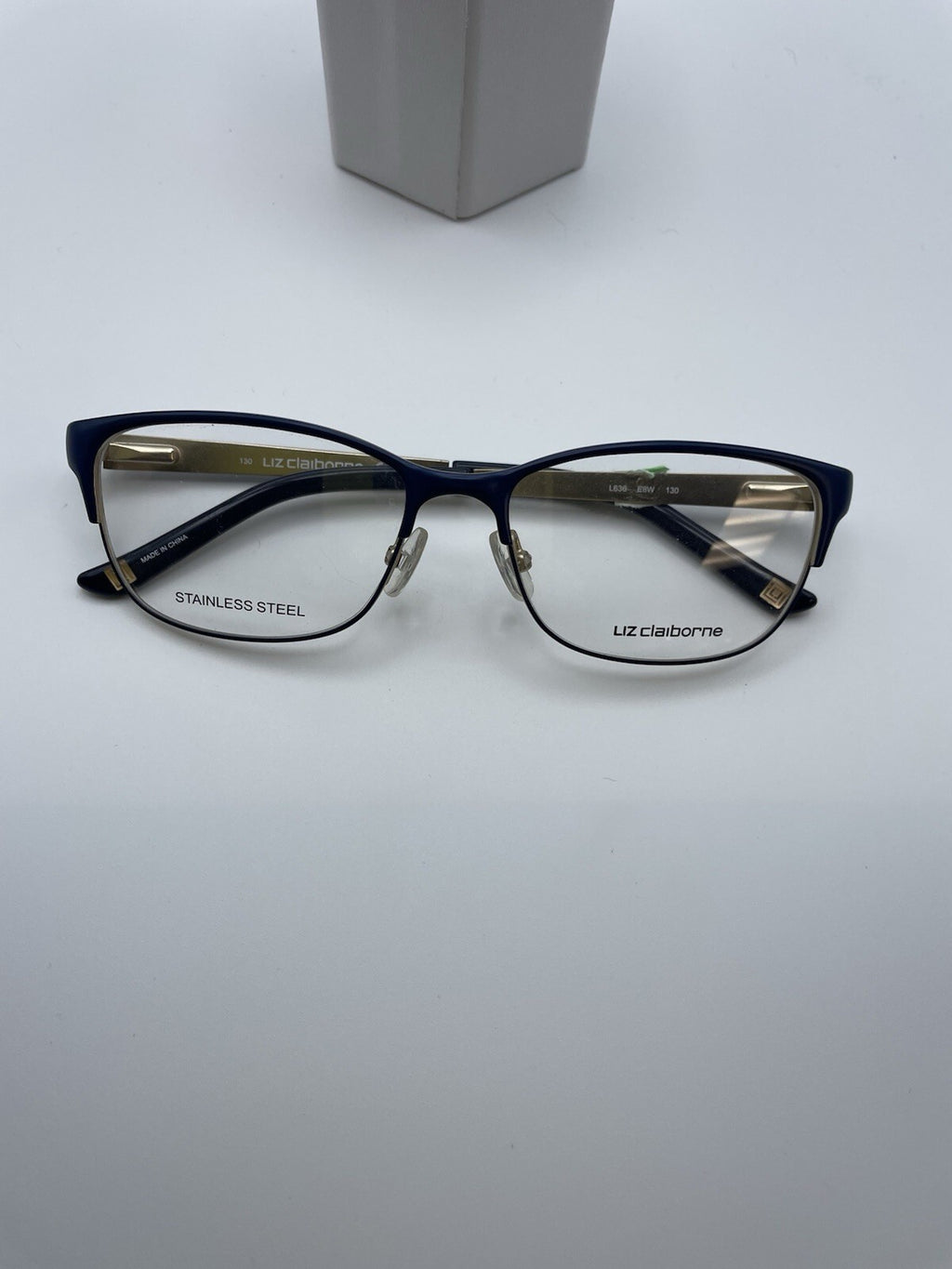 Liz Claiborne Brand L636 Model 52 Eye Blue NEW