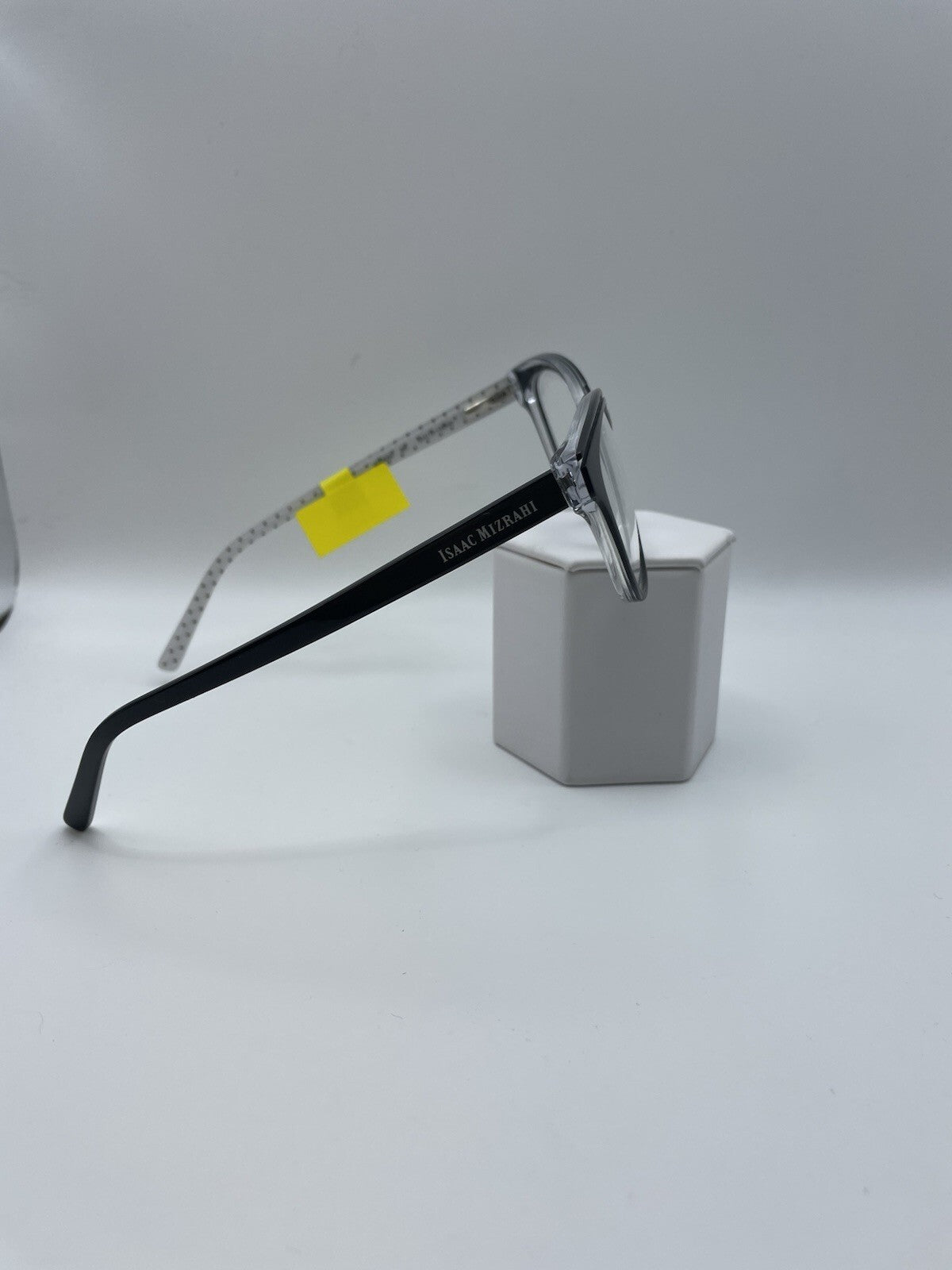 Isaac Mizrahi Brand IM30033 Model 53 Eye Black NEW