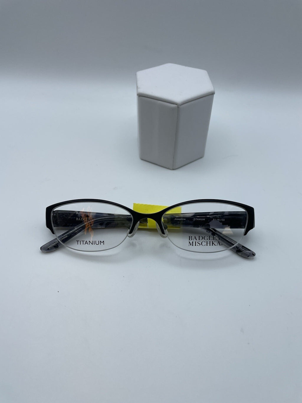 Badgley Mischka Brand Josephine Model 51 Eye Black NEW