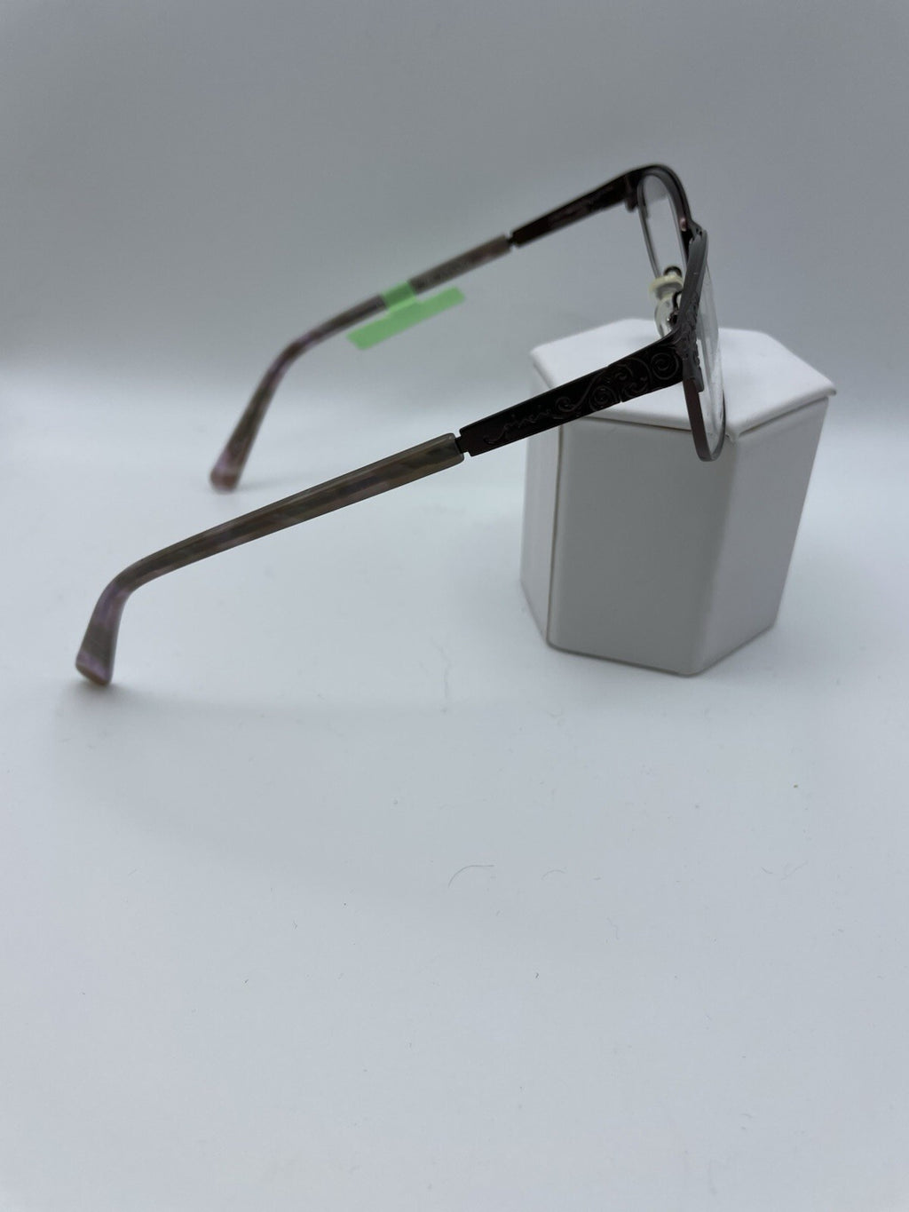 Phoebe Brand P271 Model 52 Eye Brown NEW
