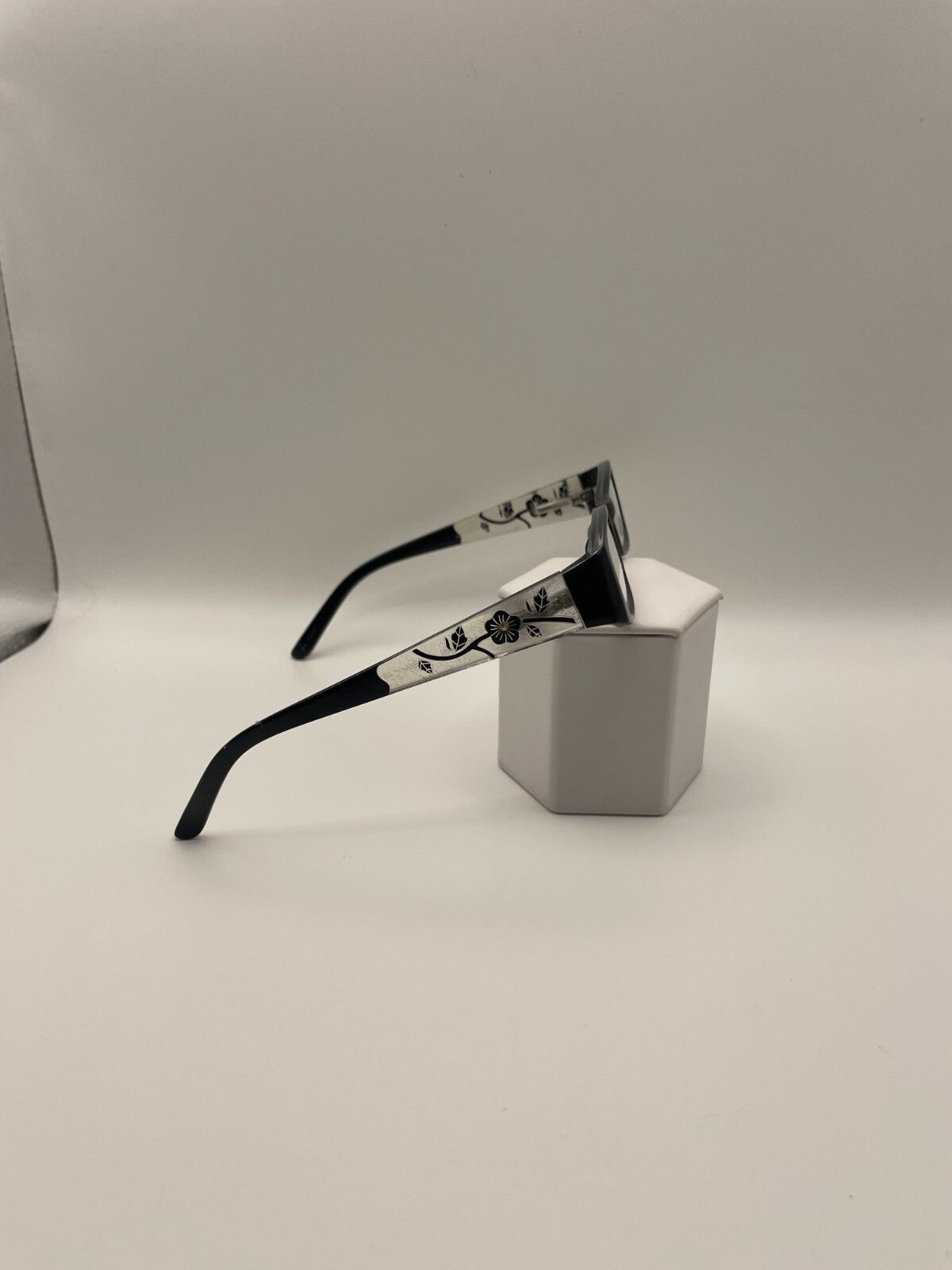 Modern Optical Brand Fifi Model 45 Eye Black NEW