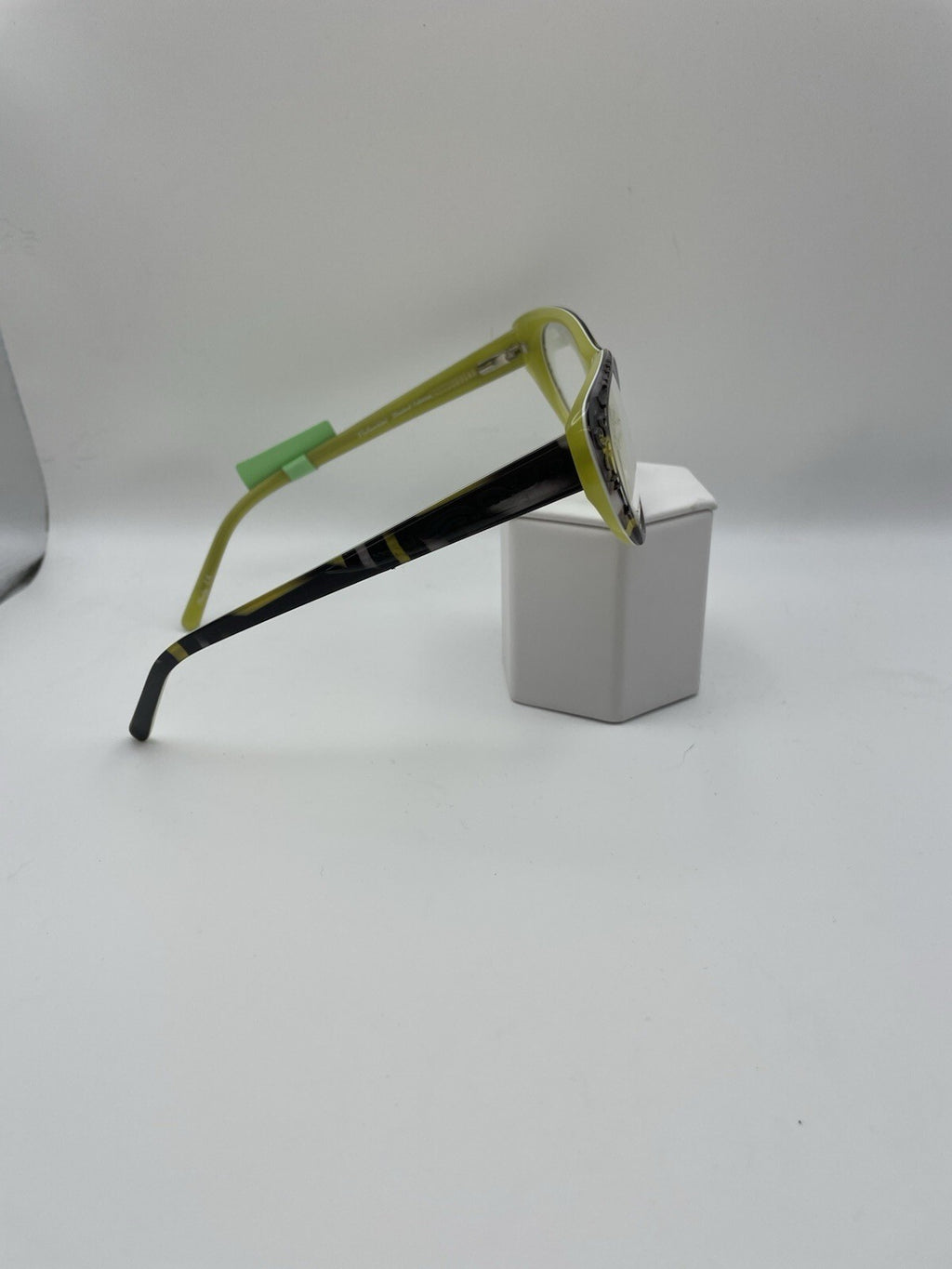Valentini Brand X-1431 Model 53 Eye Yellow/Black NEW