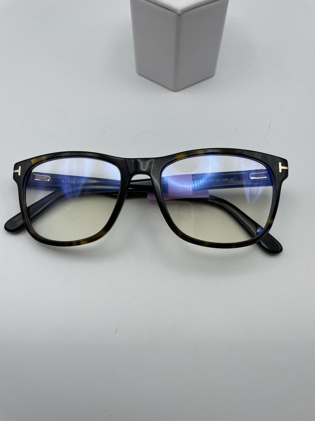 TOM FORD Brand TF 5662-B Model 56 Eye Brown Tortoise NEW