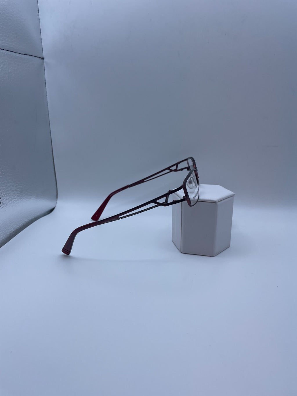 Modern Art Brand A313 Model 52 Eye Burgundy NEW
