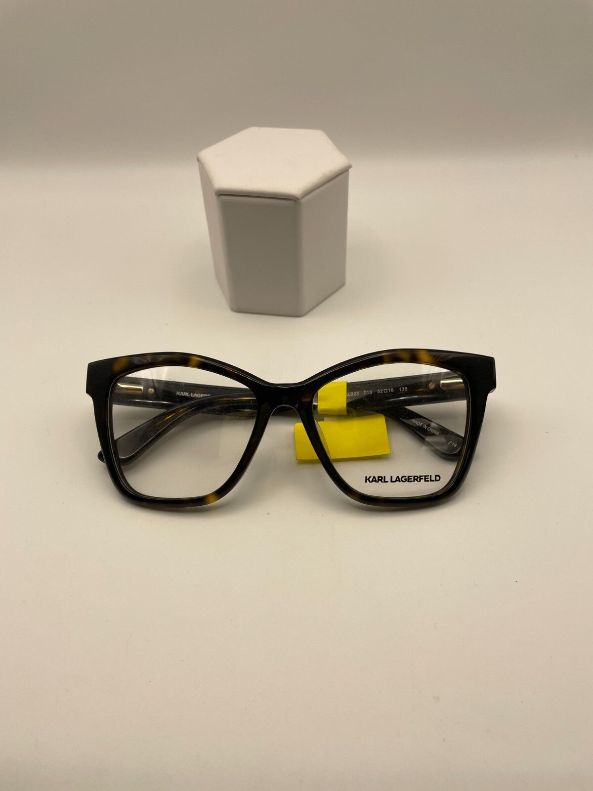 Karl Lagerfeld KL923 Model 52 Eye Tort NEW