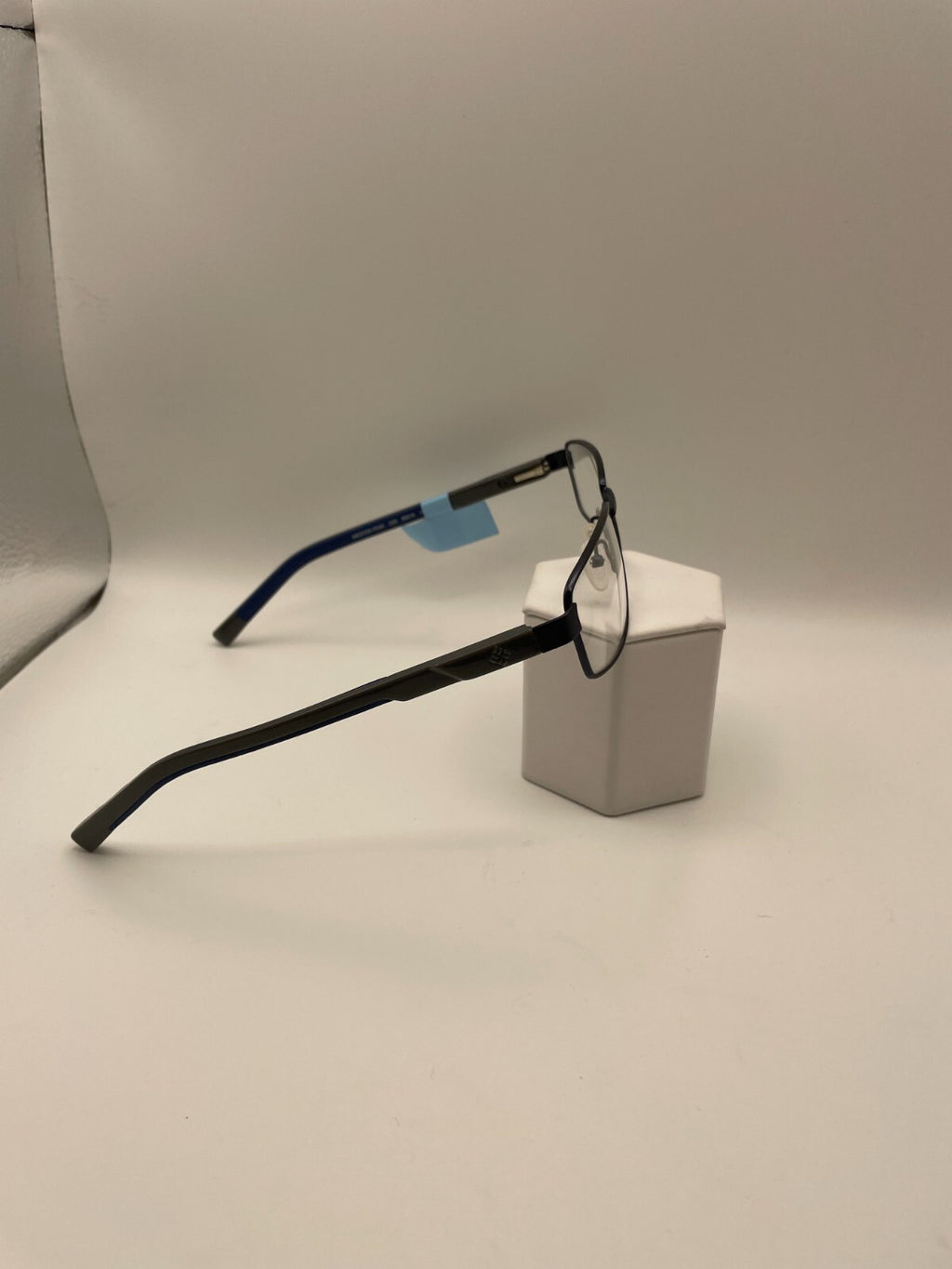 Columbia Brand Weston Peak Model 55 Eye Blue NEW