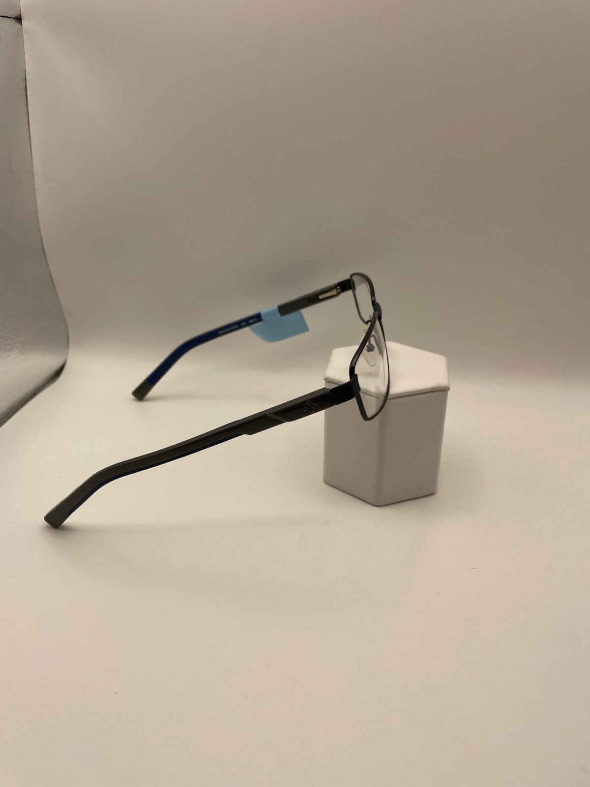 Columbia Brand Weston Peak Model 55 Eye Blue NEW