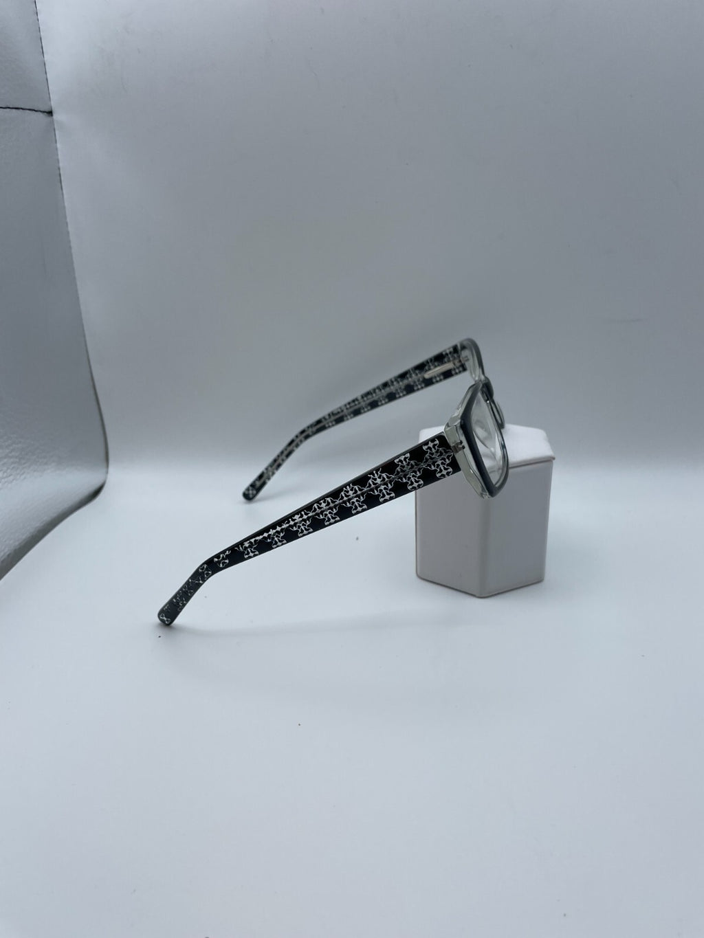 Enhance Brand 3828 Model 49 Eye Blk/Crystal NEW