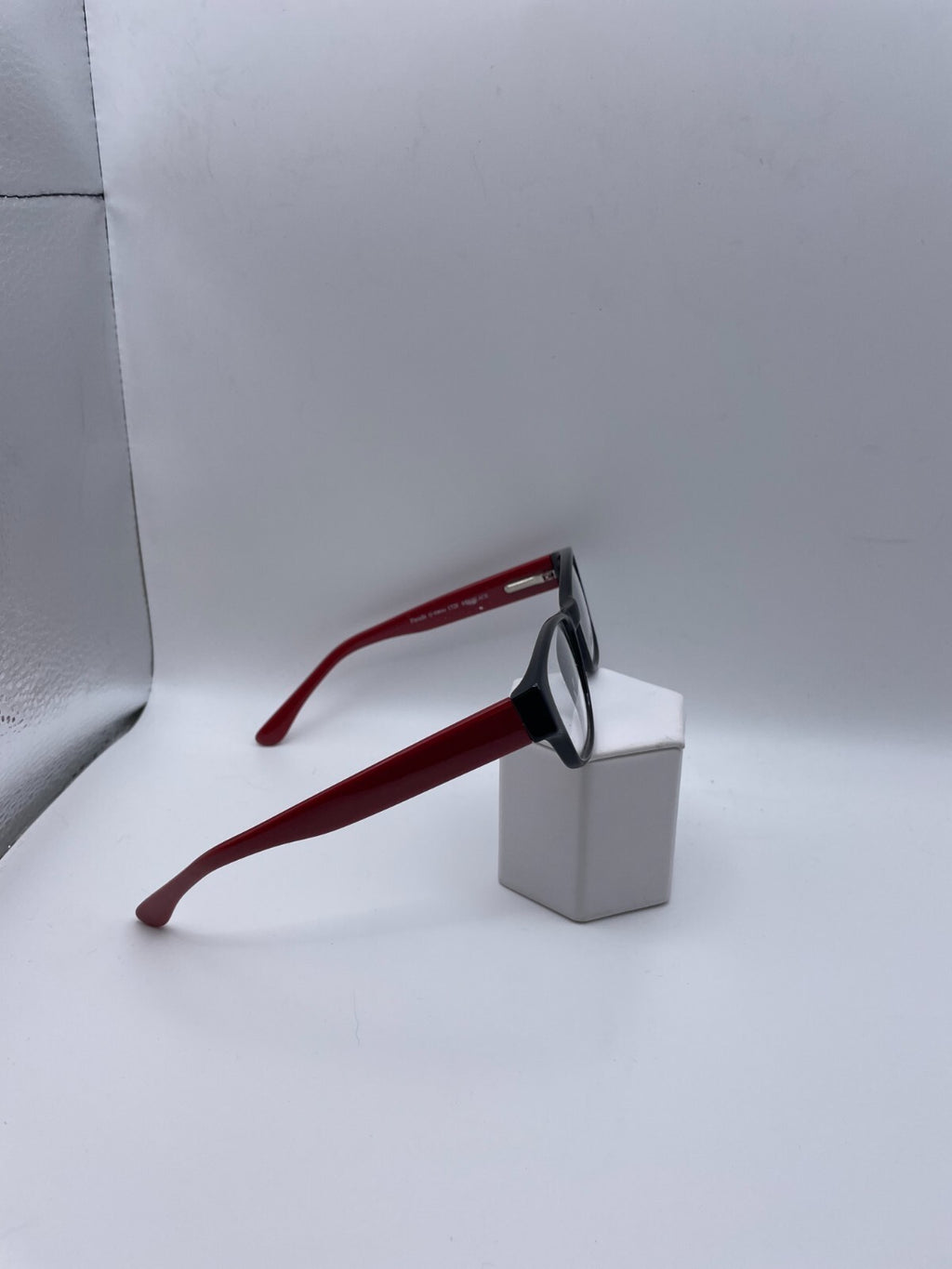 Parade Brand 1728 Model 51 Eye Red/Black NEW
