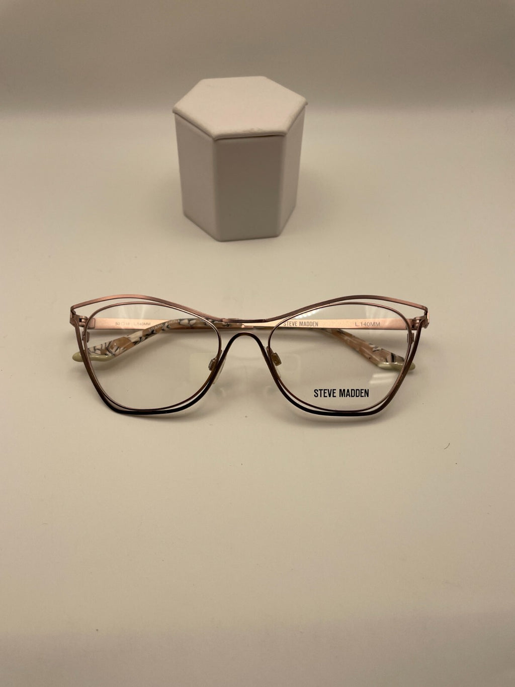 Steve Madden Brand Candiid Model 53 Eye Rose Gold NEW